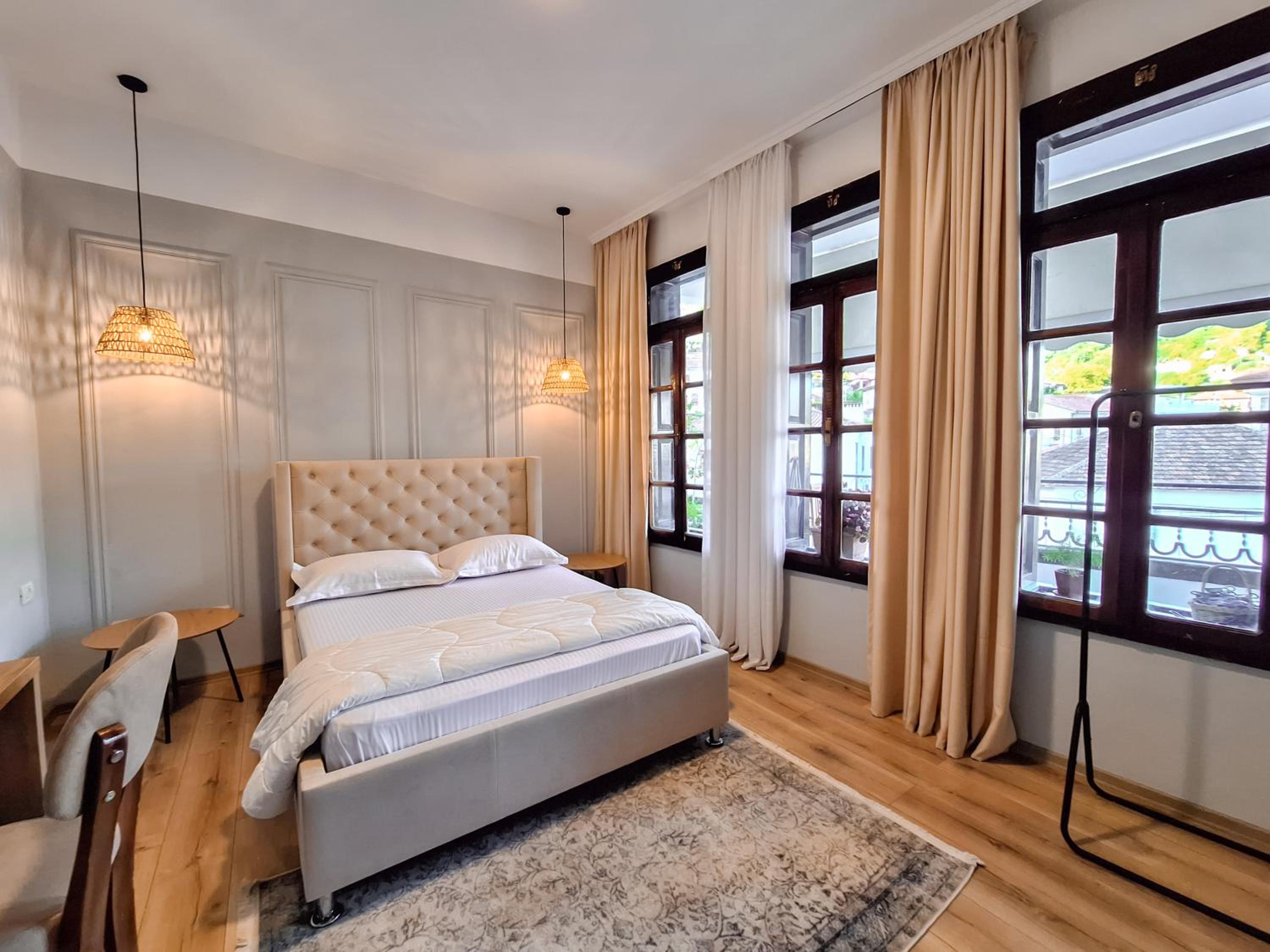Villa Mishel