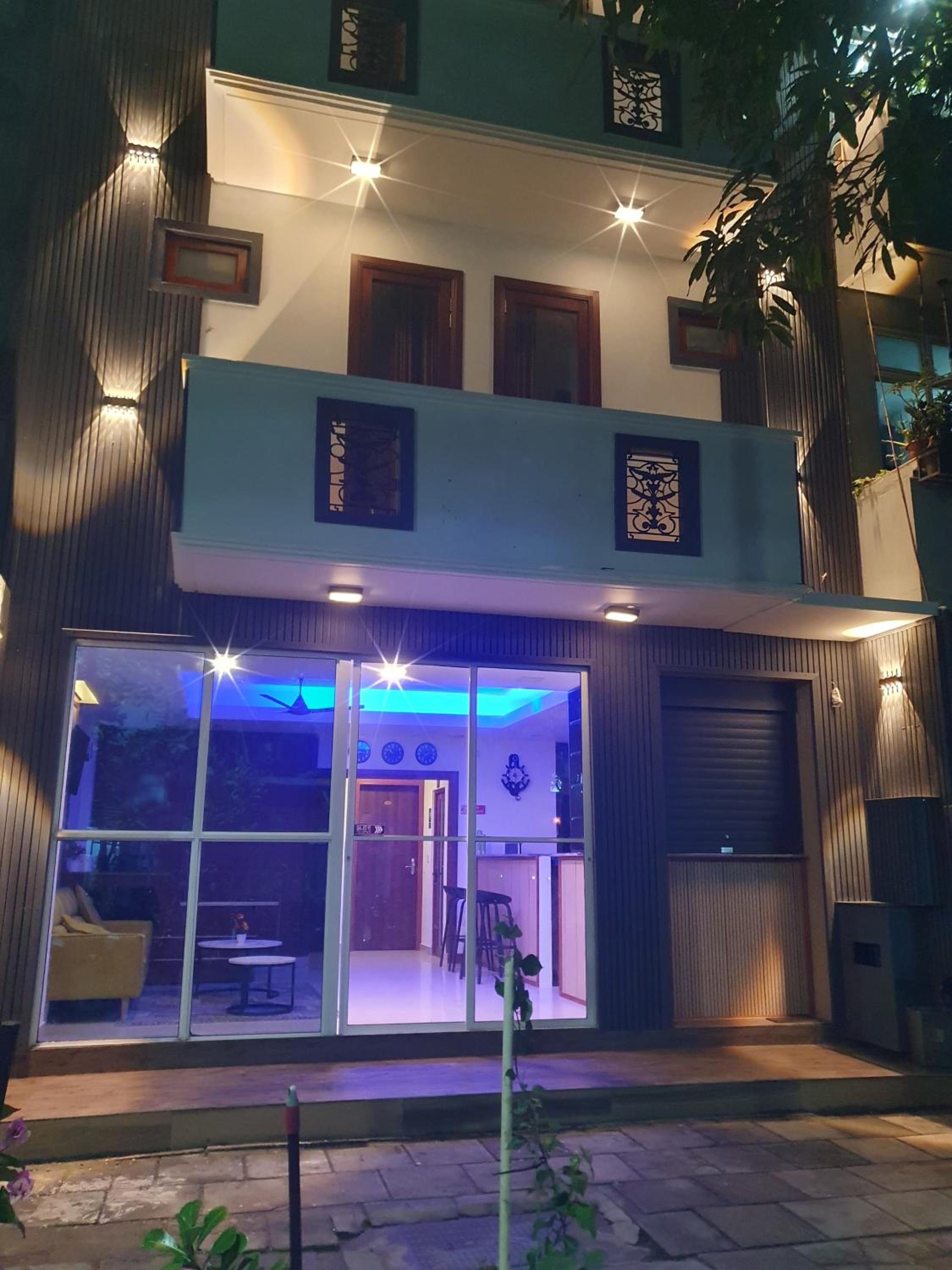 Naaboli Inn