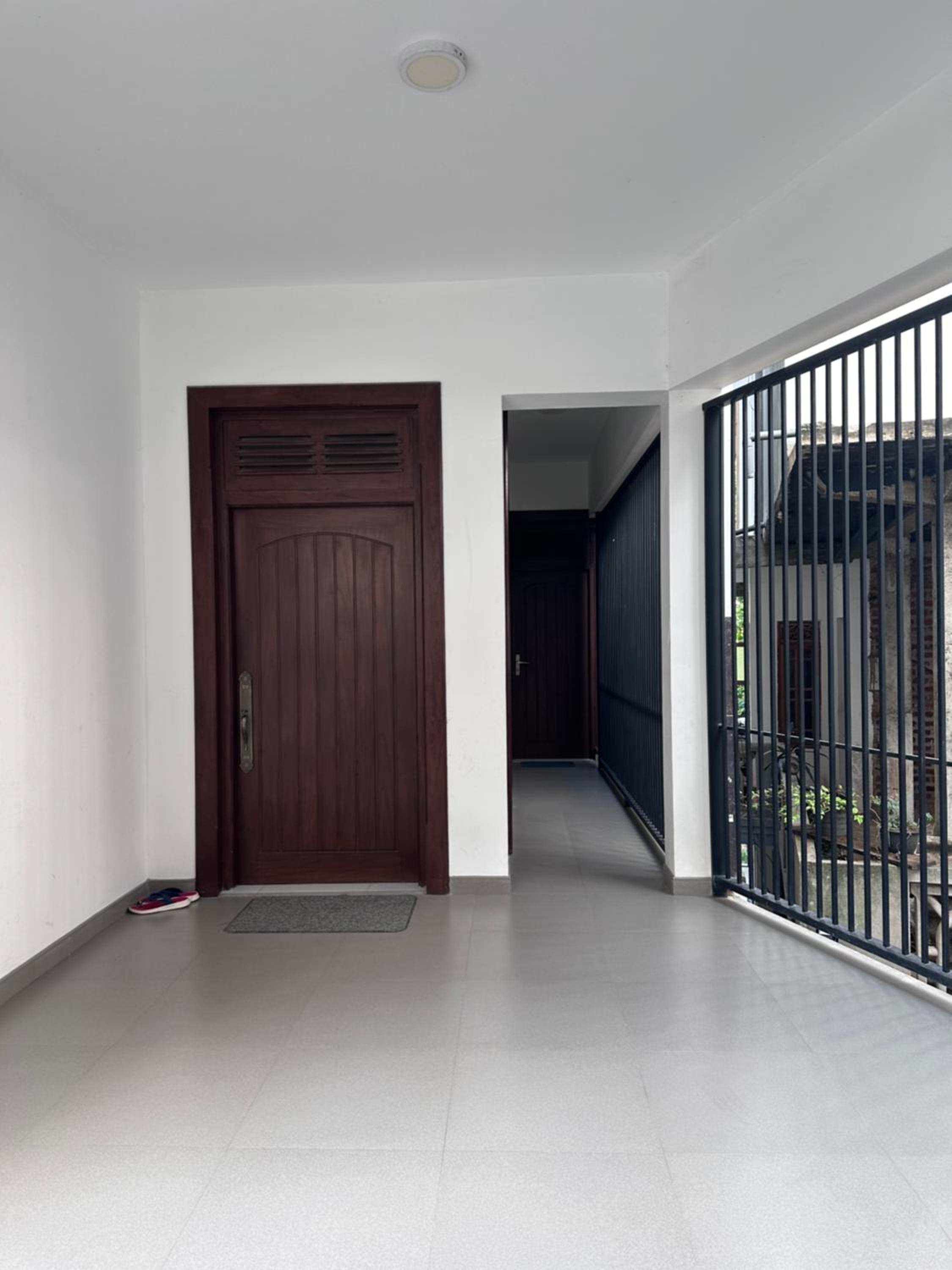 Swiss Garden Holiday Home - Elegant and Spacious at Kandy, MADAWALA view 2