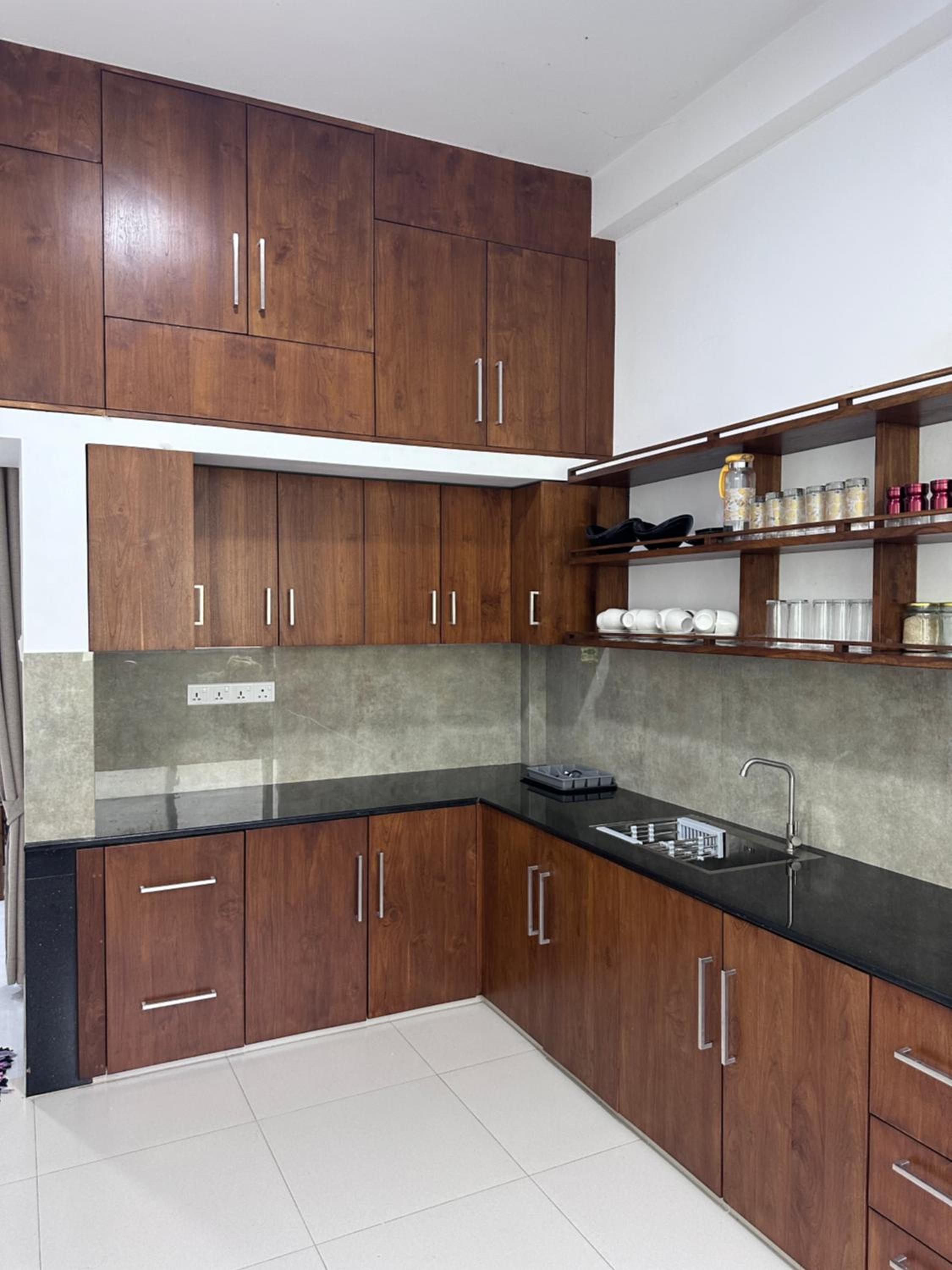 Swiss Garden Holiday Home - Elegant and Spacious at Kandy, MADAWALA view 3