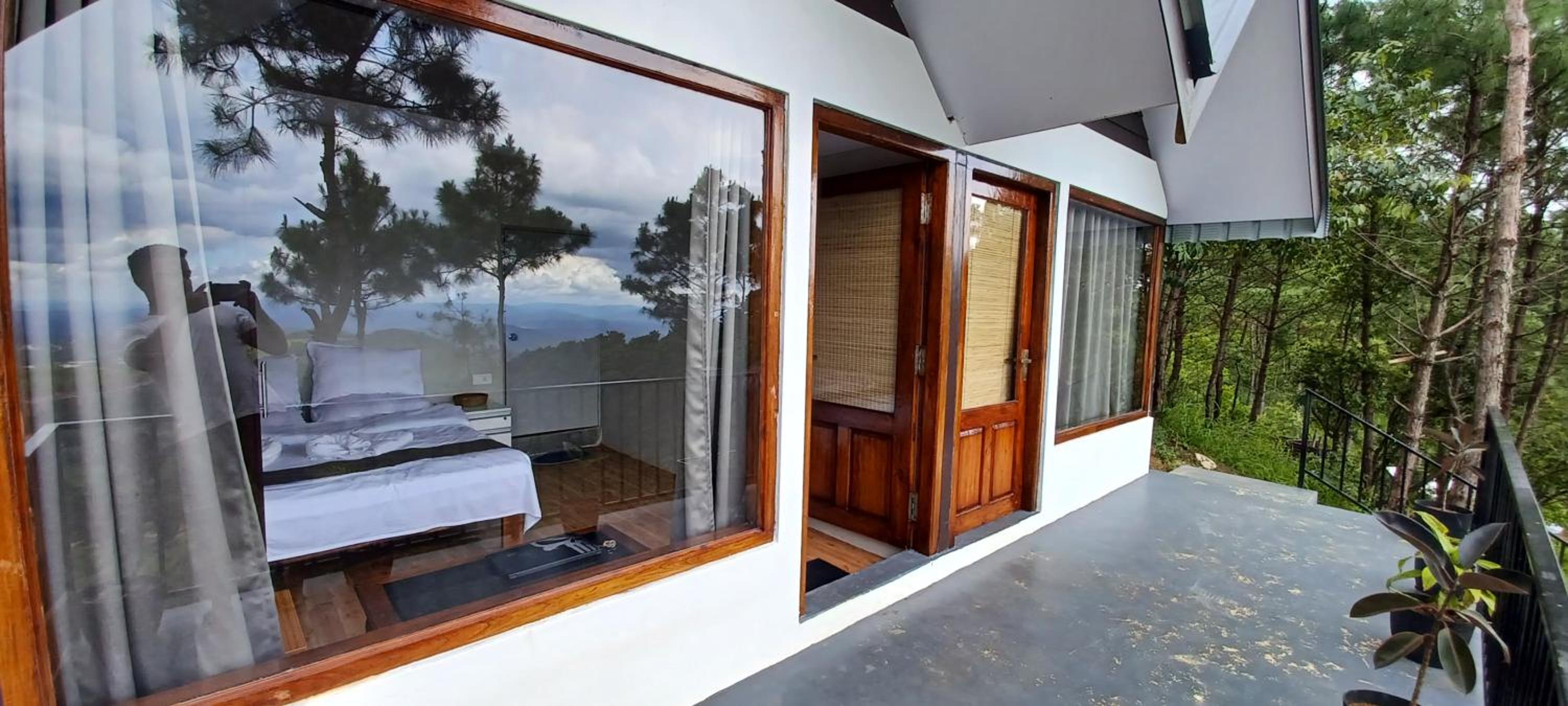 Hills Abode Homestay Shillong