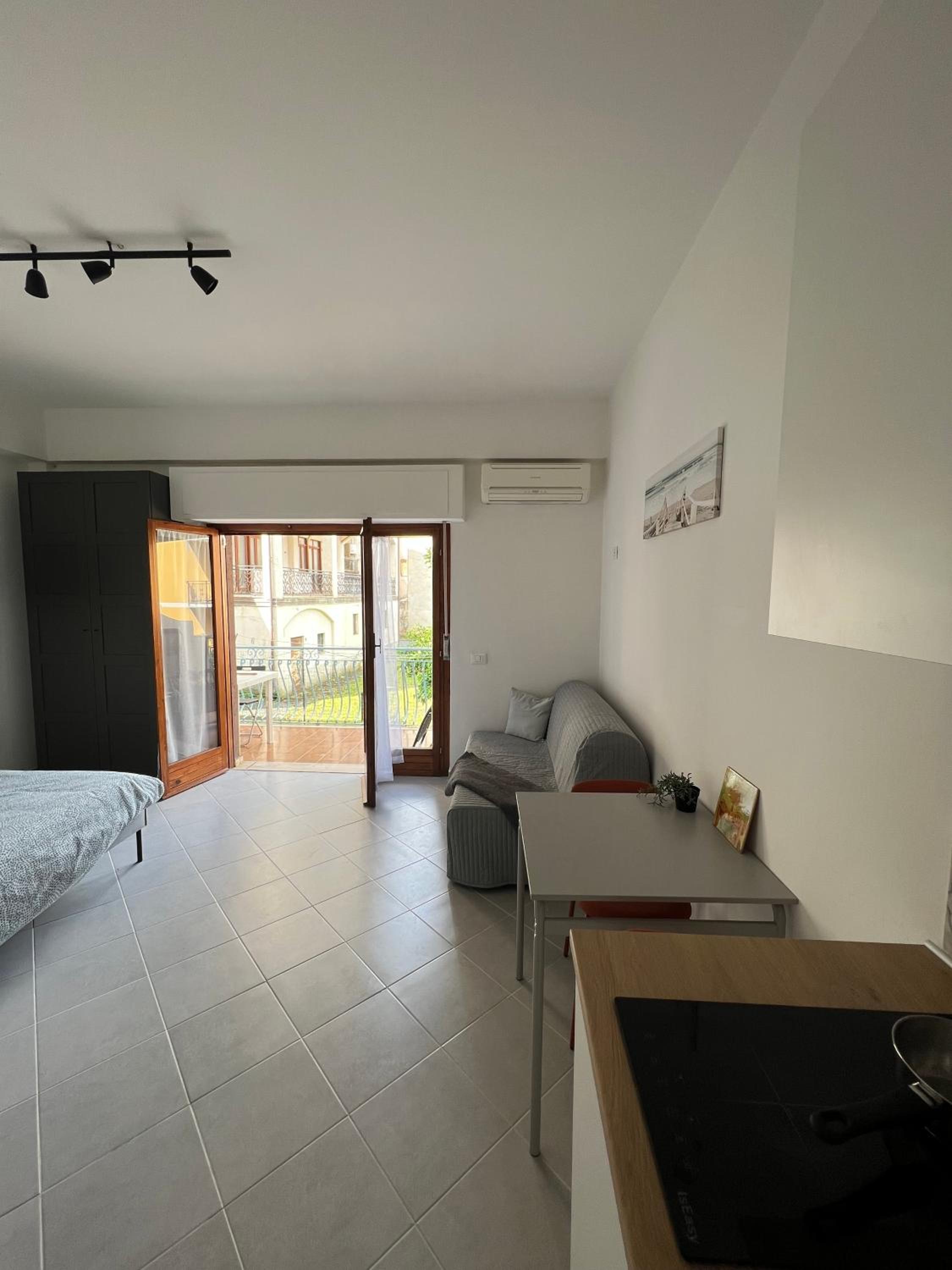 Alex Beach House photo 5