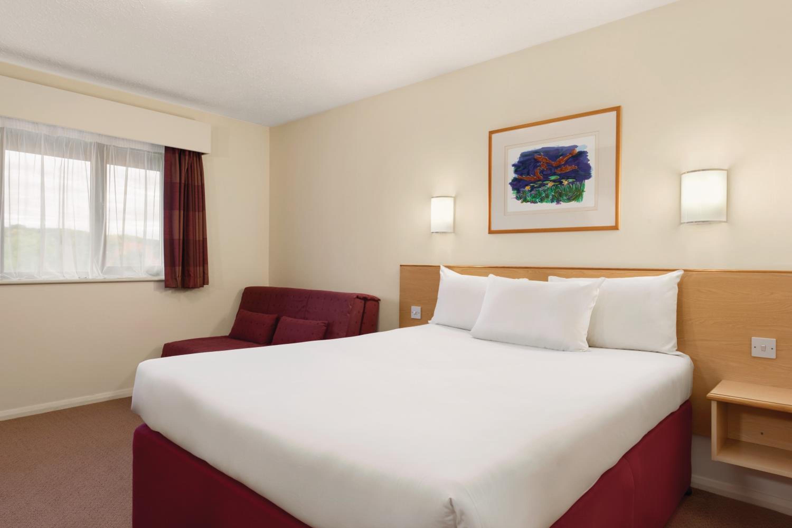 Warwick Vacations - Days Inn Hotel Warwick South - Southbound M40 - Property Image 36