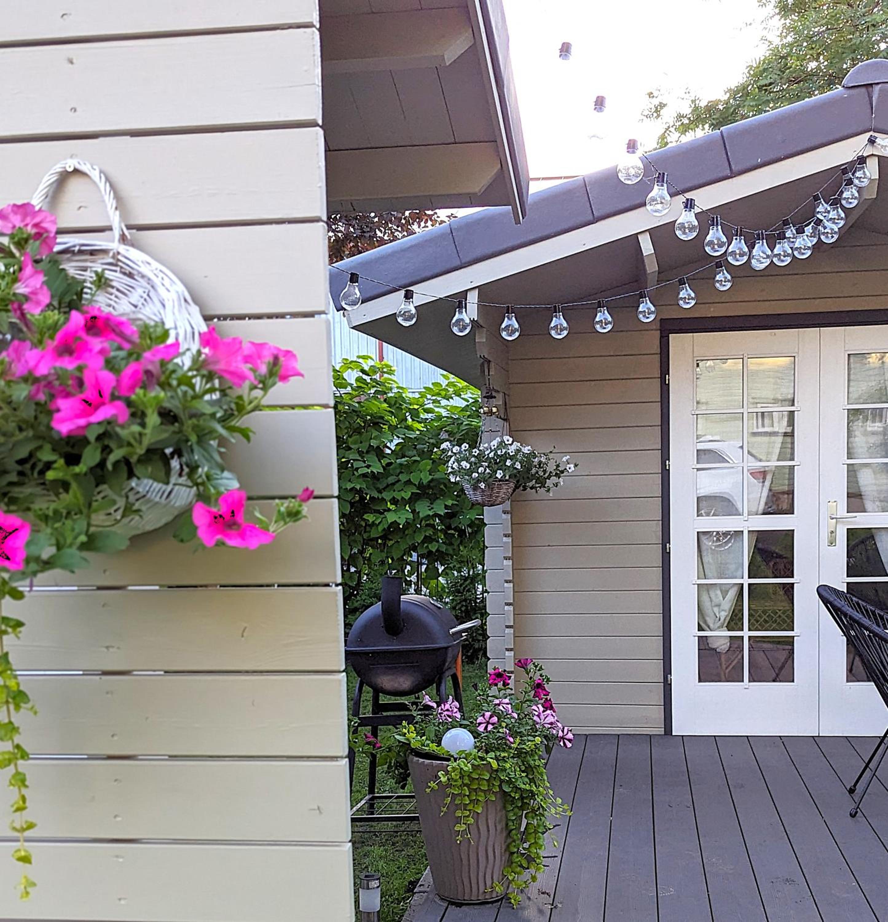 Mere Apartment - Private Yard, Sauna and Pet Friendly