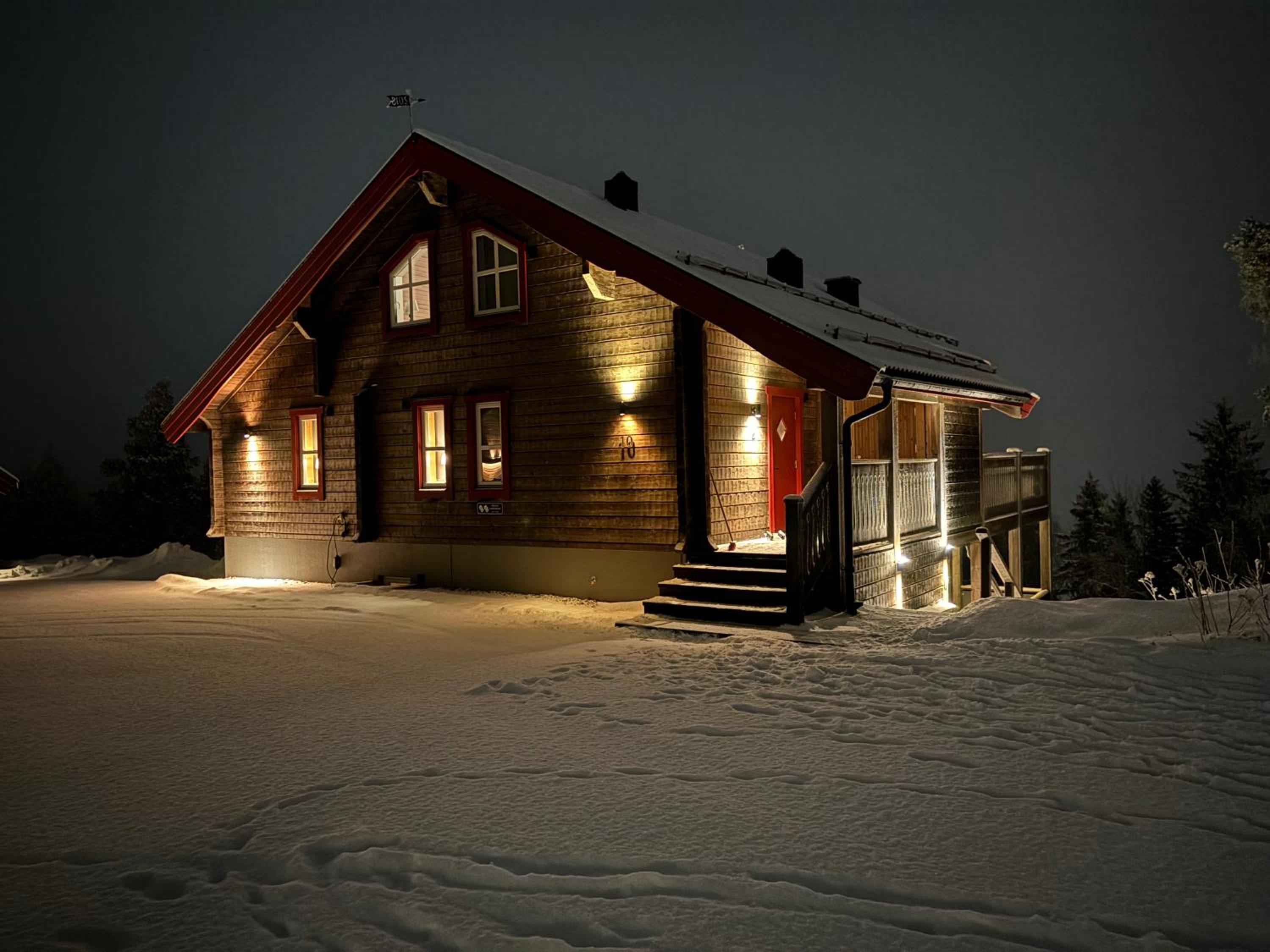 Alpstigen 10B - Newly built sports cottage with lovely views (lower apt) view 3