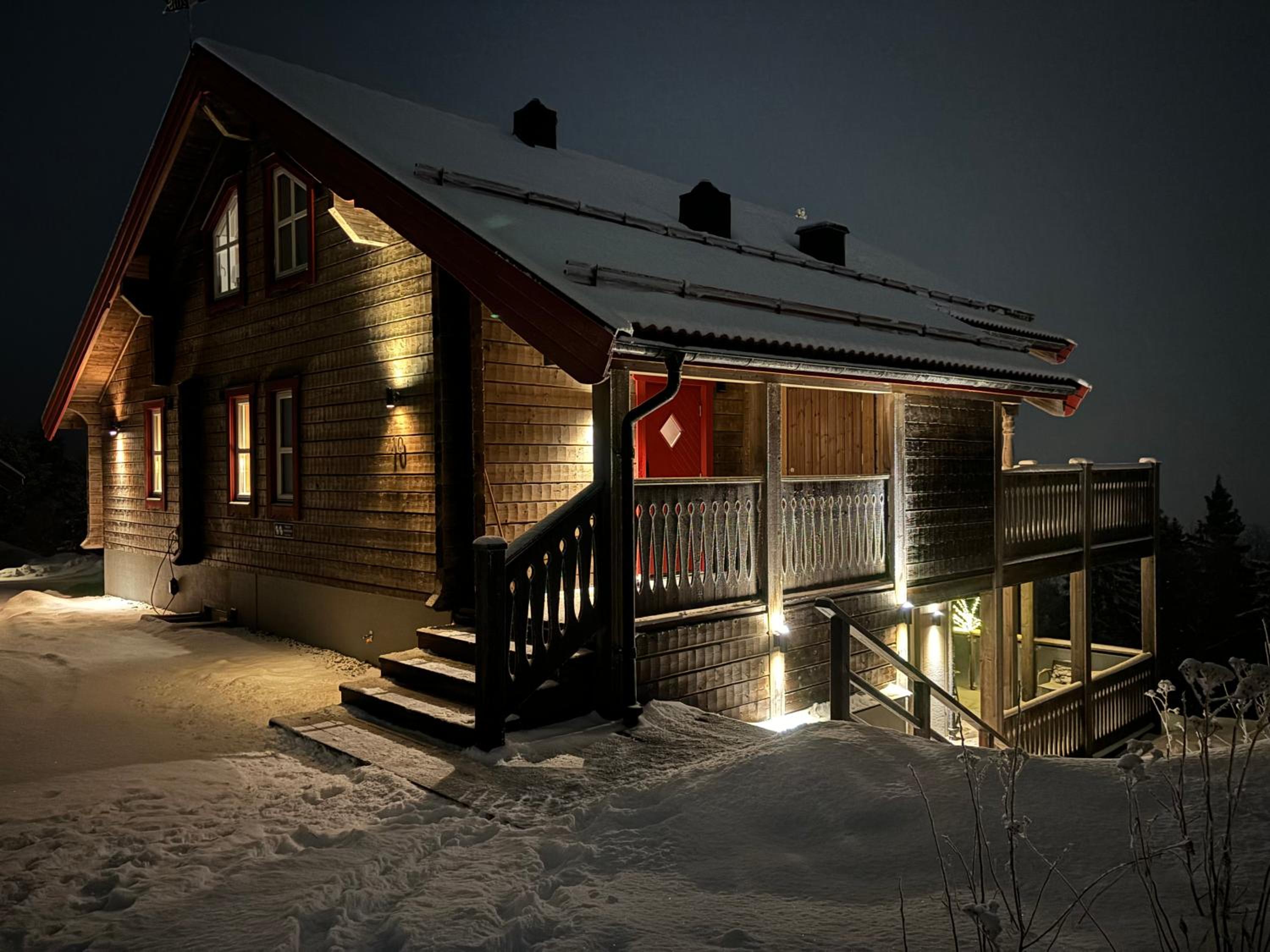 Alpstigen 10B - Newly built sports cottage with lovely views (lower apt) view 4