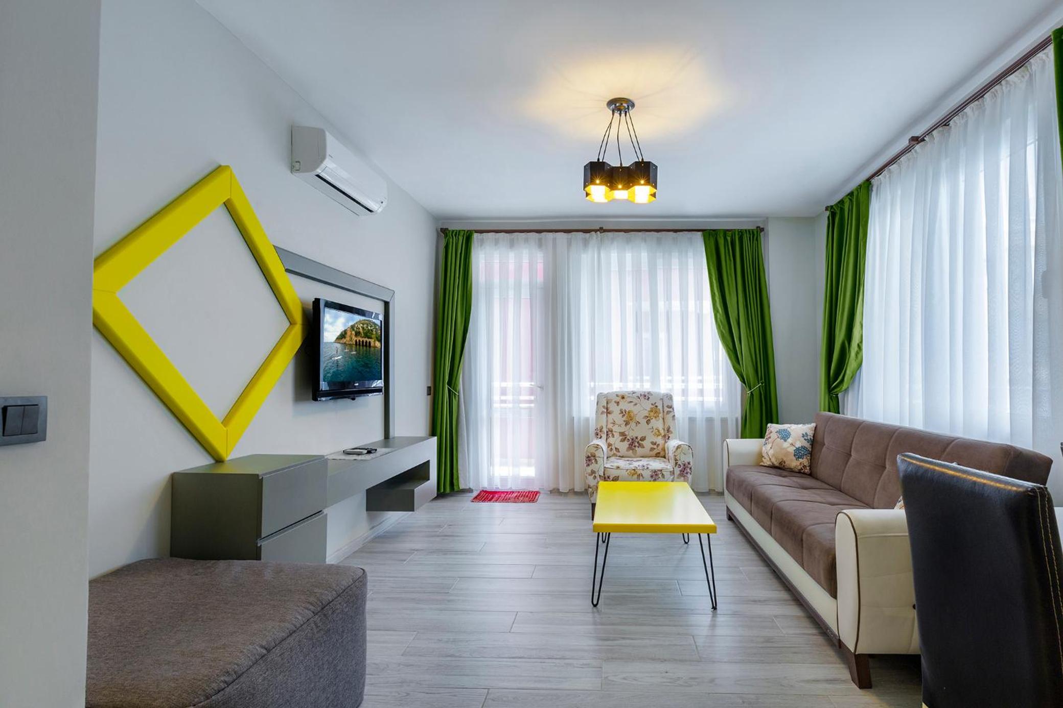 Twin Apart Hotel - Image 18