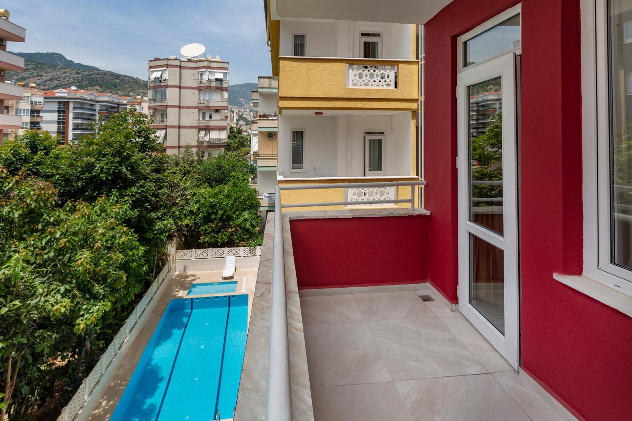 Twin Apart Hotel - Image 17