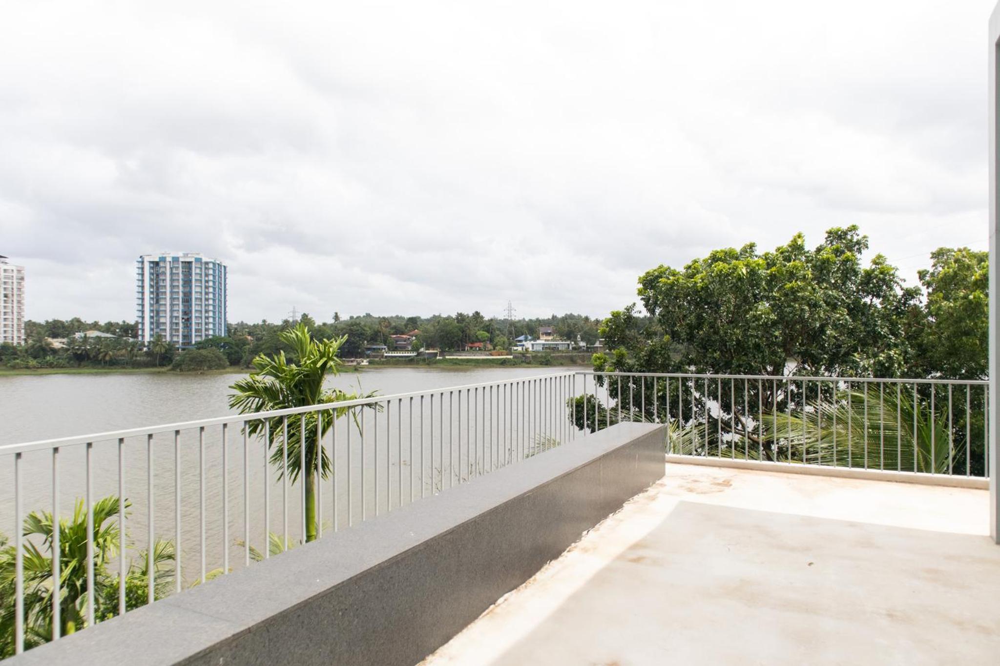 Rosy Villa - Riverside Stay with Pool & View view 5