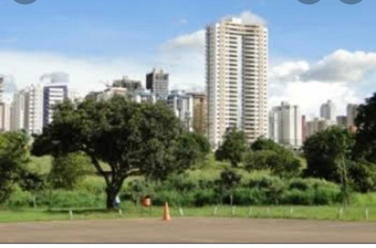 Apartamento encantador com shopping e piscina