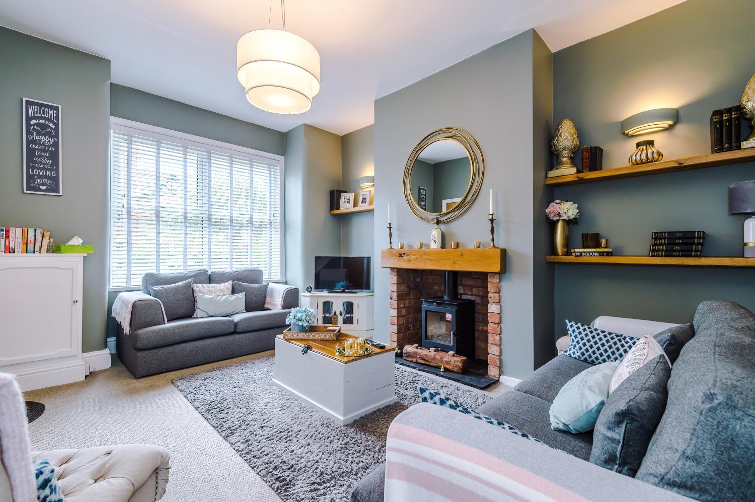 Trent House - Quality 3 Bedroom House Lytham view 2