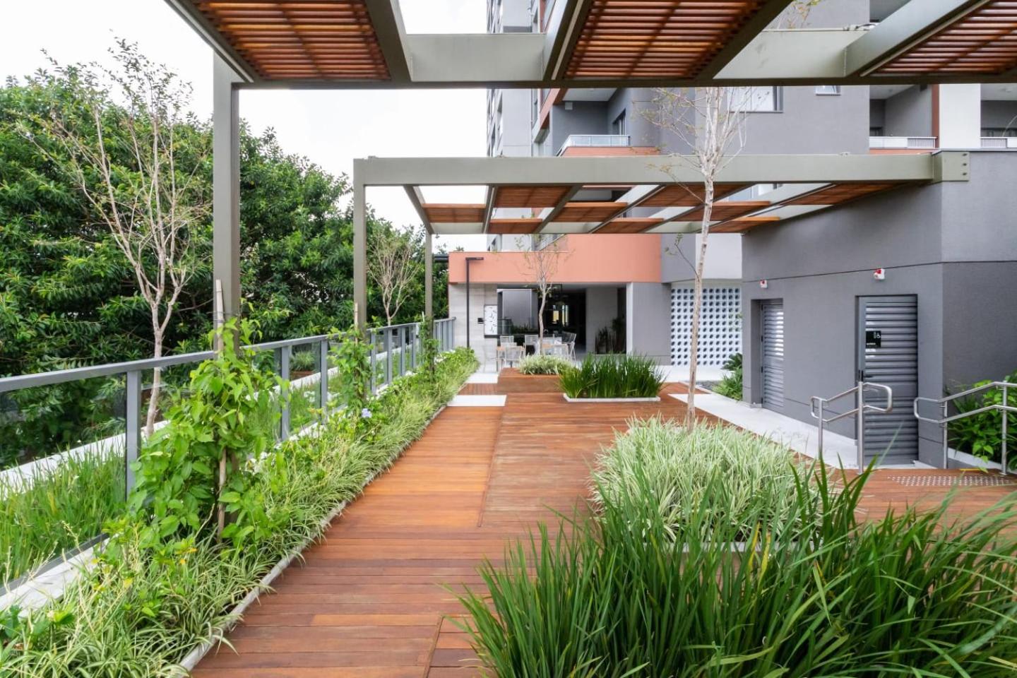 Easy Star - Moderno apartamento com vista livre - JM01I
