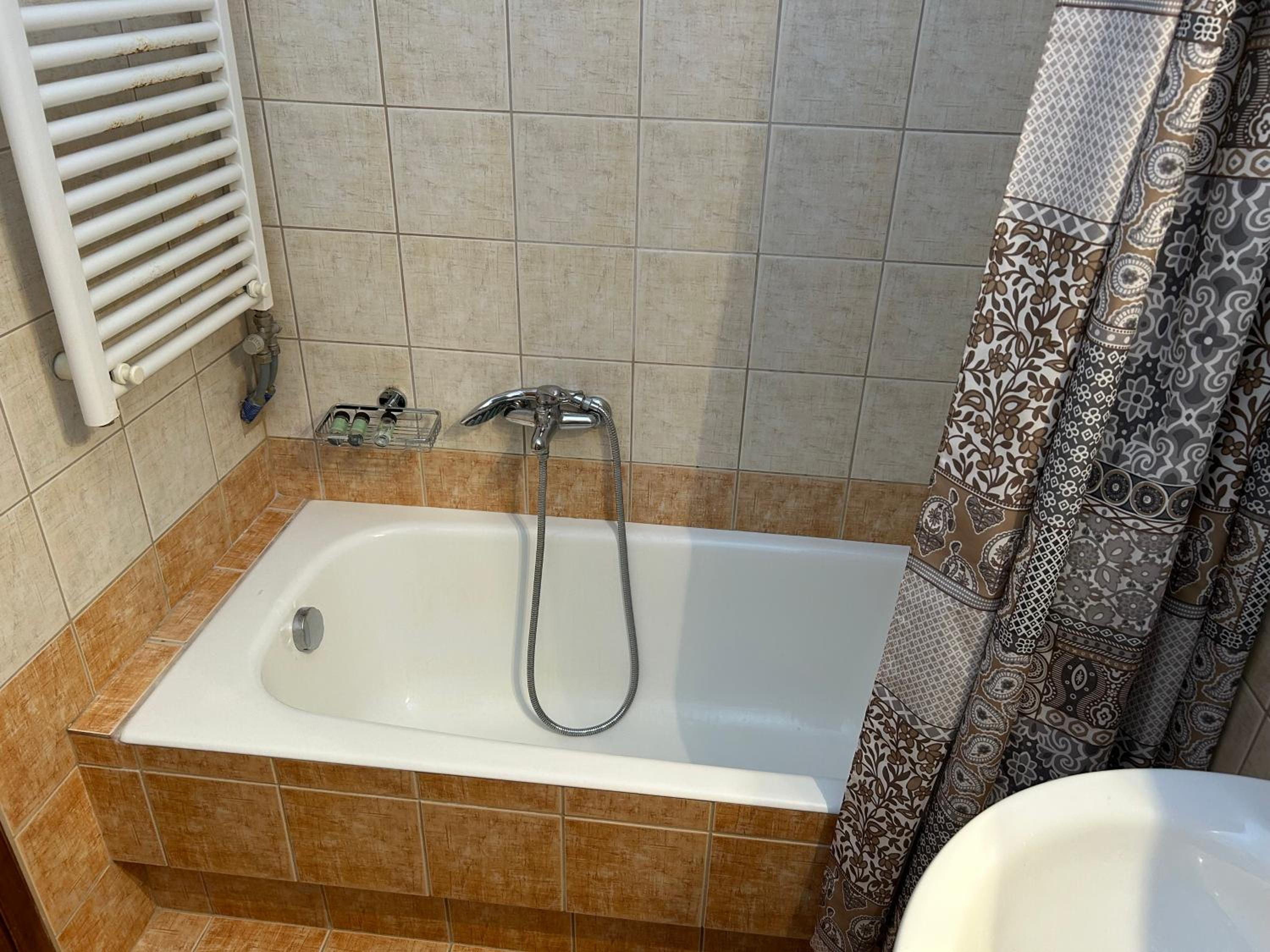 Photo 18