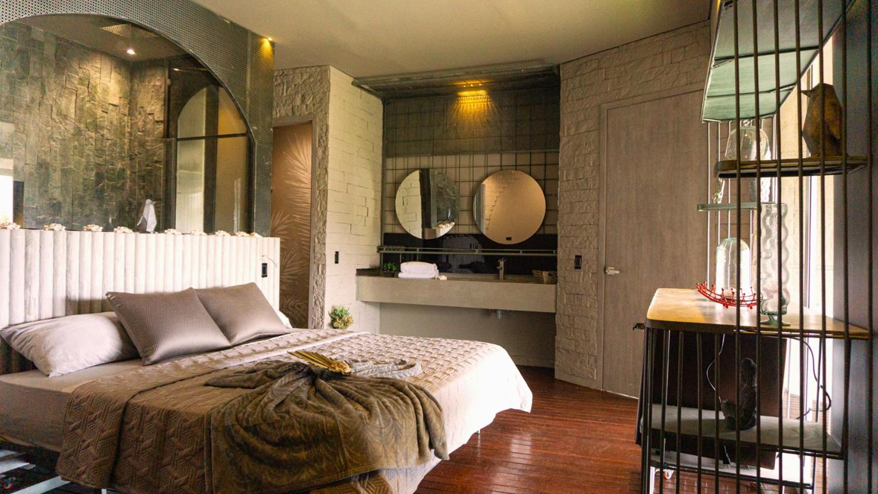 EleMYNT LifeStyle Hotel
