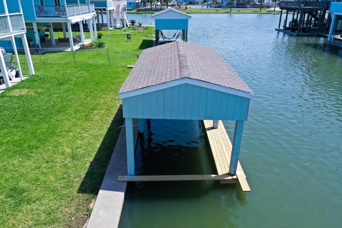 21735 Galveston Isle Beach Fishing Pier view 4