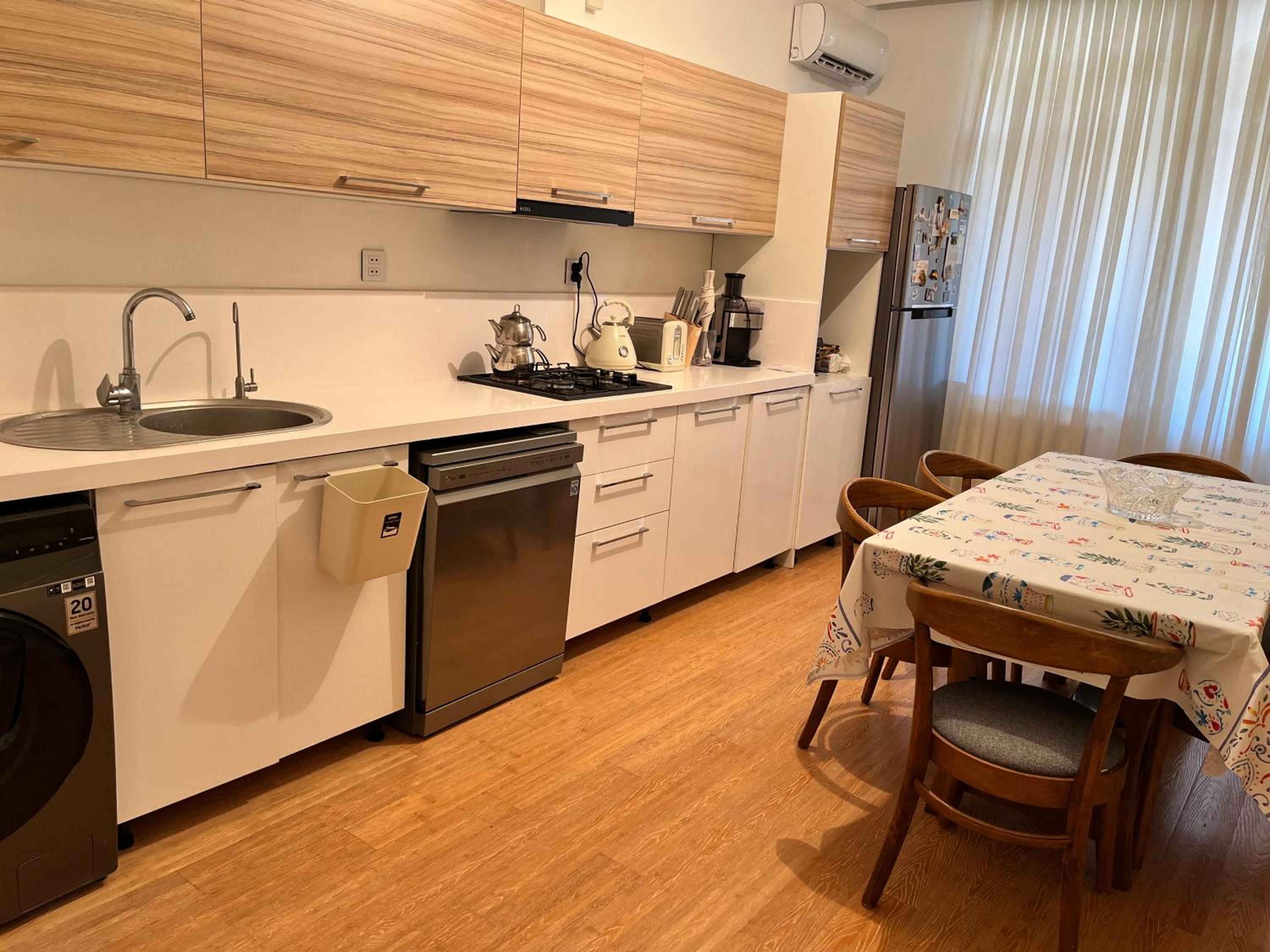 Khayala Apartment