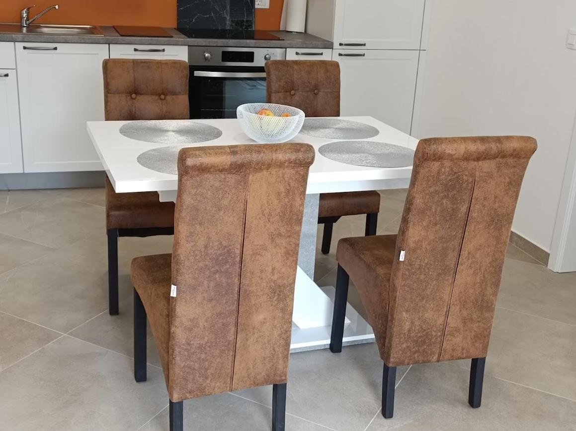 Apartma LANA view 4