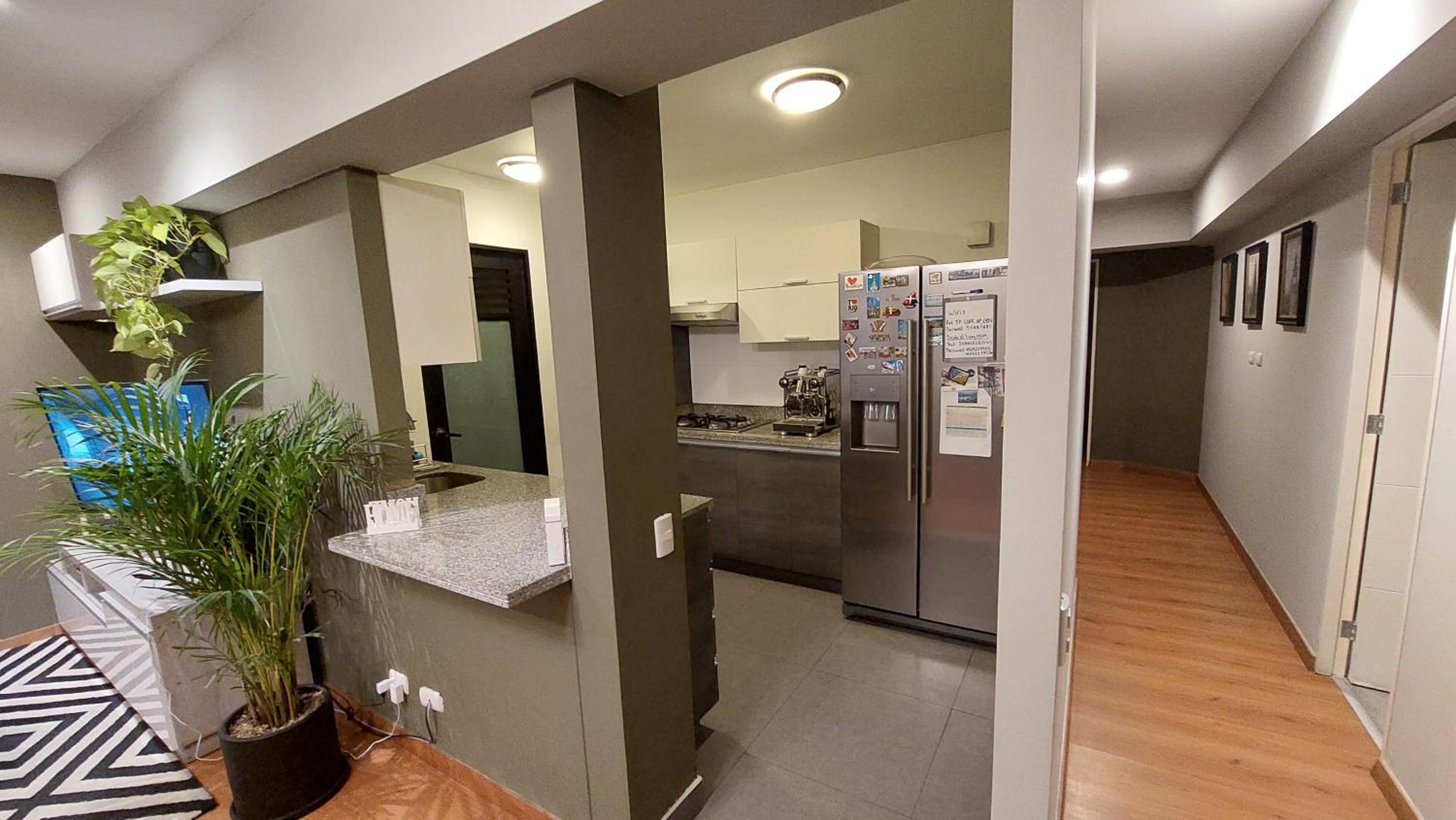 Habitación con baño privado a metros de San Isidro view 2