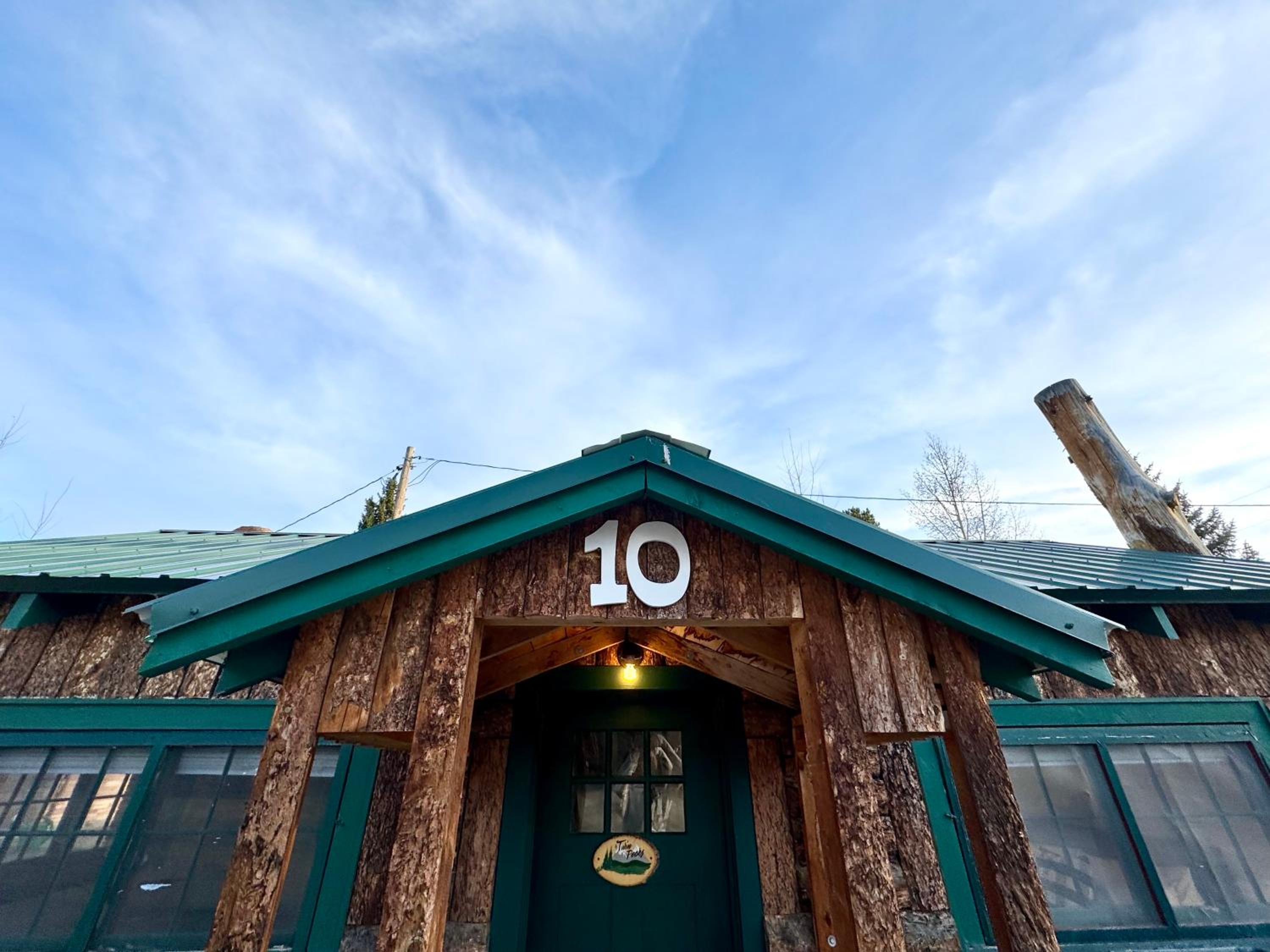 The Loose Moose Cabin #10 at Downtown Grand Lake