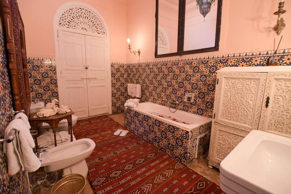 Villa Riad luxe centre marrakech majorelle Rue Yves st laurent view 5