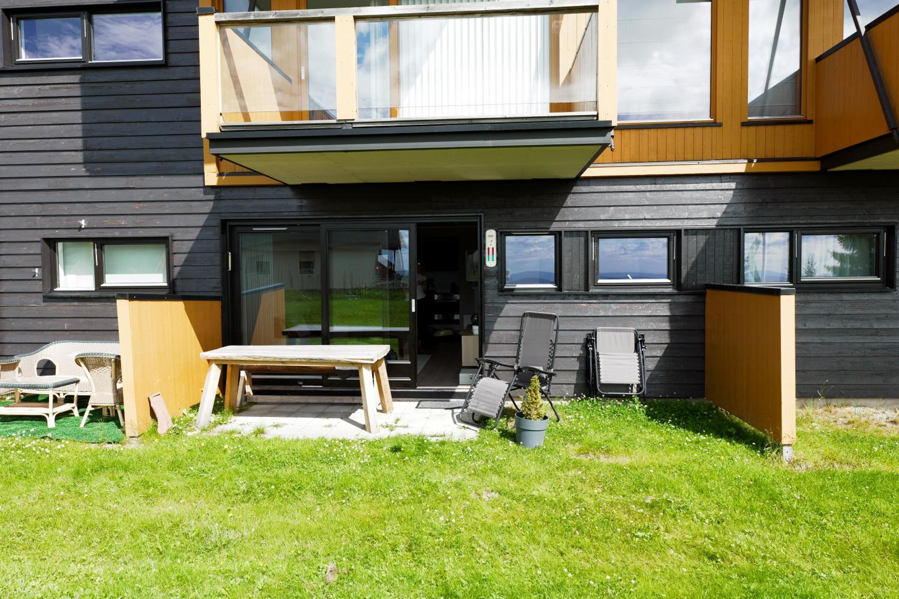 Photo 25