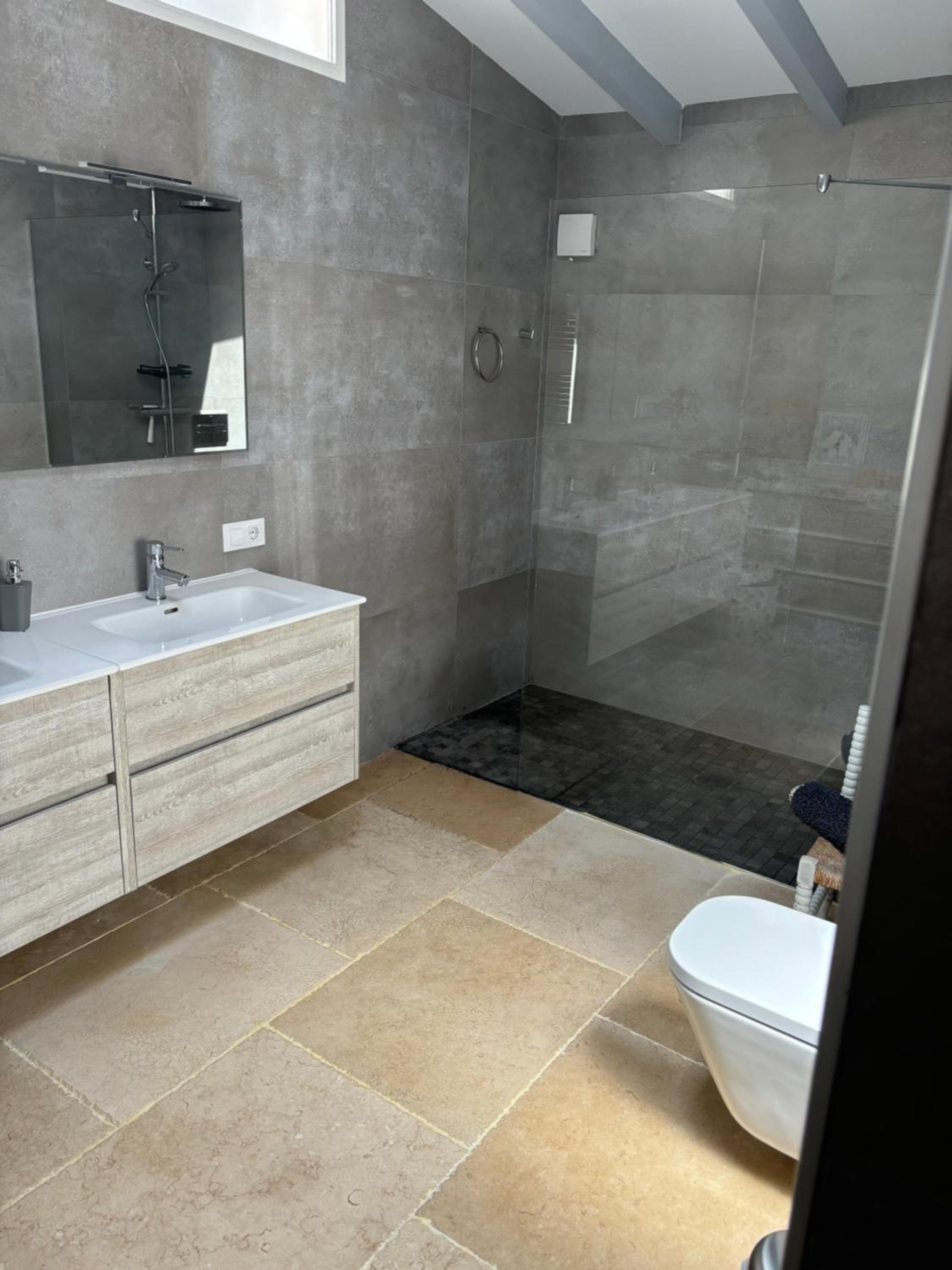 Photo 20