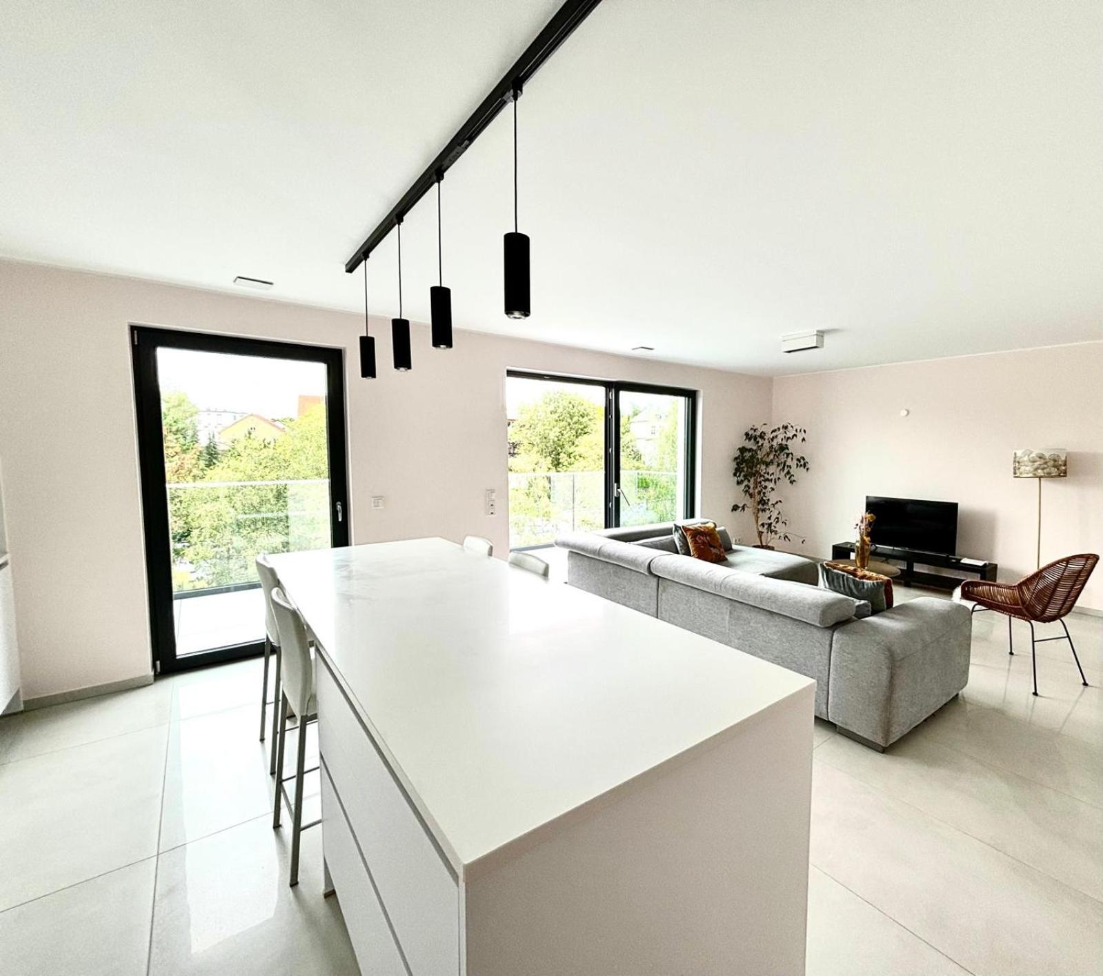 Luxembourg Kirchberg Two Bedroom Apartment City Center-parking