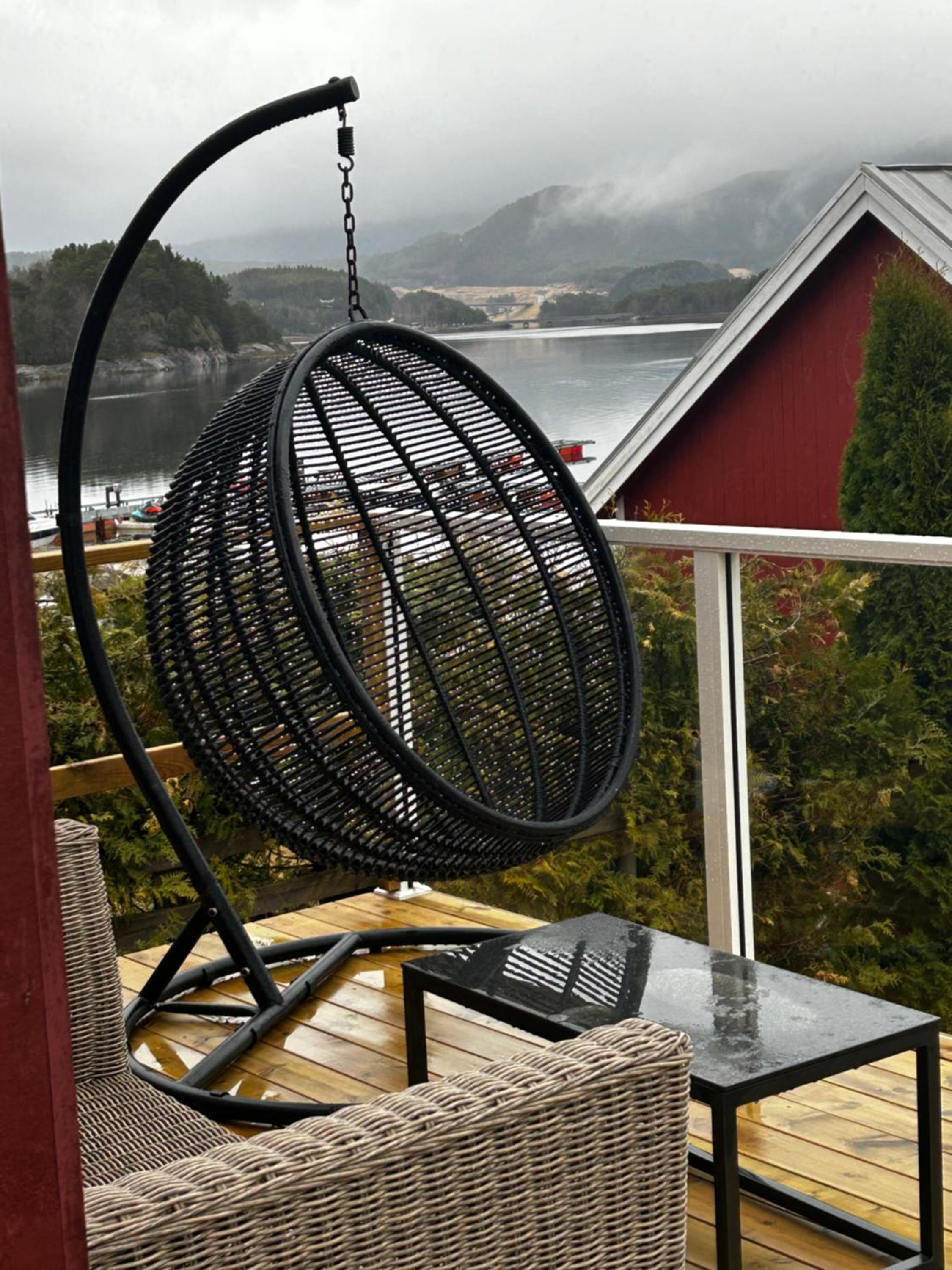 Hus ved Valsøyfjorden