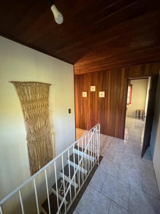 Casa tipo apartamento em Condomínio Miguel Pereira