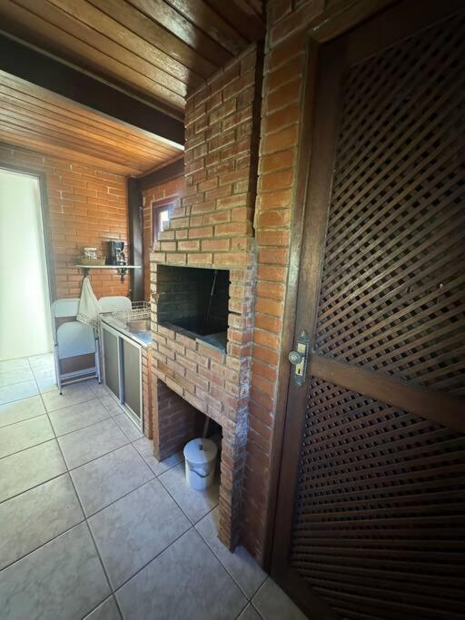 Casa tipo apartamento em Condomínio Miguel Pereira