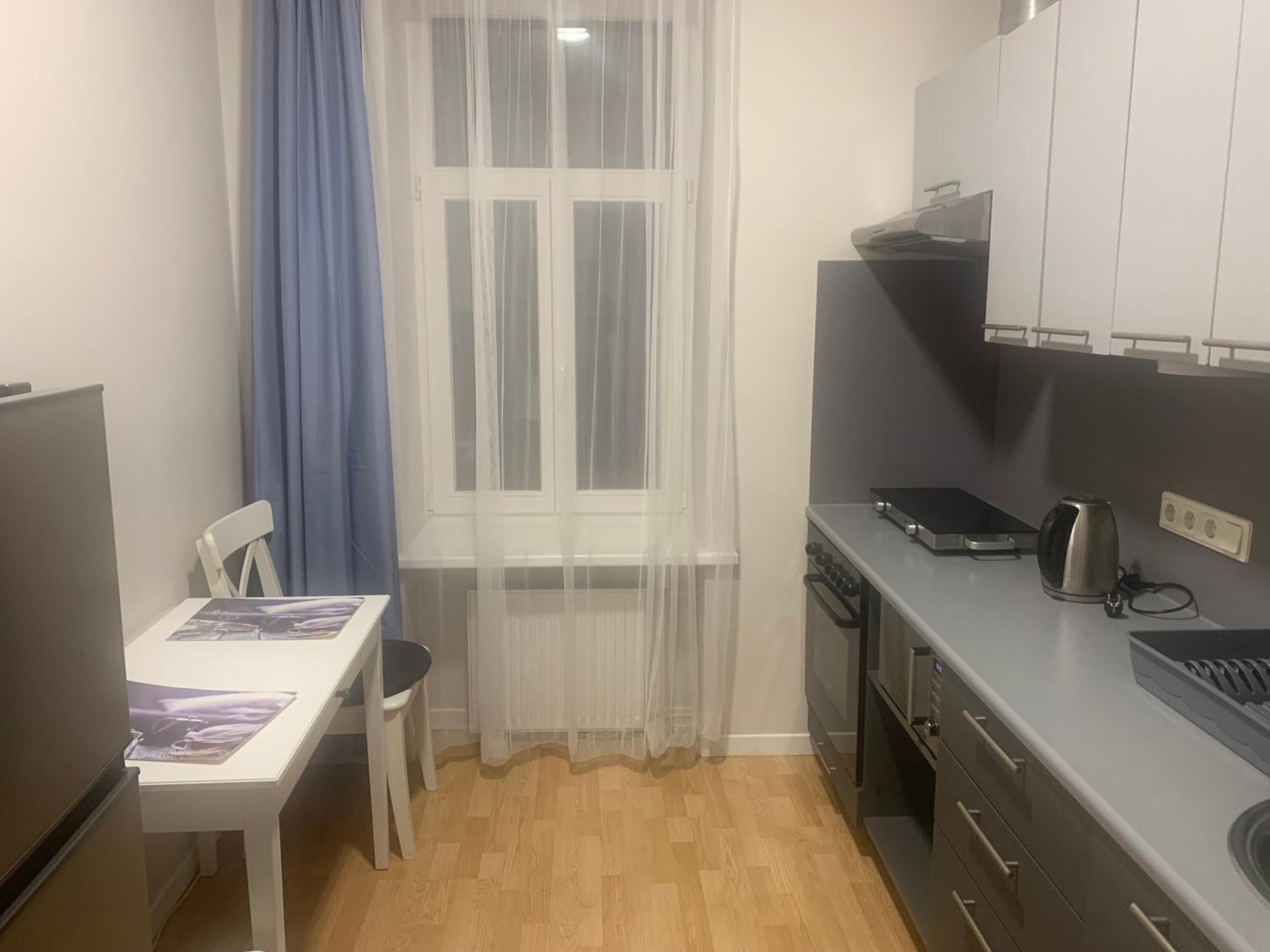 Apartcentral hostel