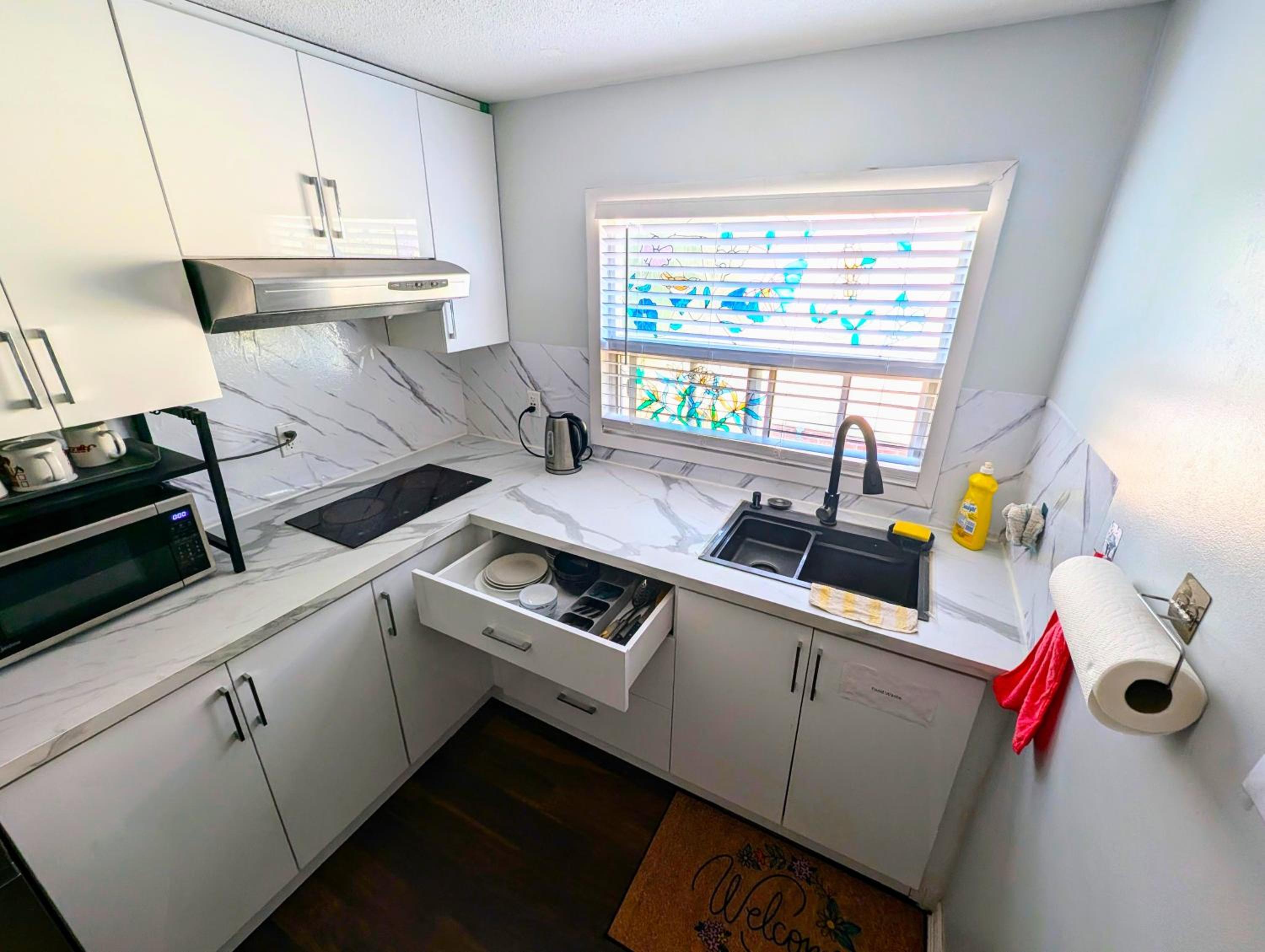 Cozy and Quiet Homestay with Private Bathroom