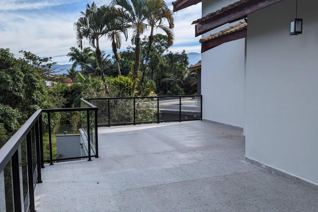 50m praia Cond pé na areia Alto padrao 4 suites Segur 24h Costa do sol Guaratuba Bertioga prox Riviera