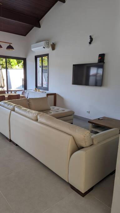 50m praia Cond pé na areia Alto padrao 4 suites Segur 24h Costa do sol Guaratuba Bertioga prox Riviera