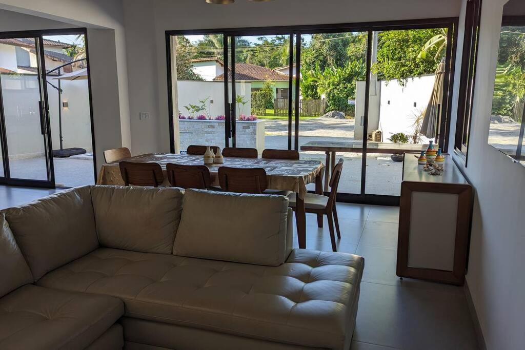 50m praia Cond pé na areia Alto padrao 4 suites Segur 24h Costa do sol Guaratuba Bertioga prox Riviera