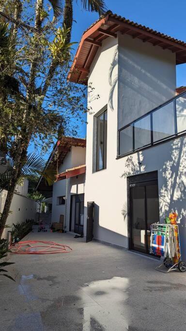 50m praia Cond pé na areia Alto padrao 4 suites Segur 24h Costa do sol Guaratuba Bertioga prox Riviera