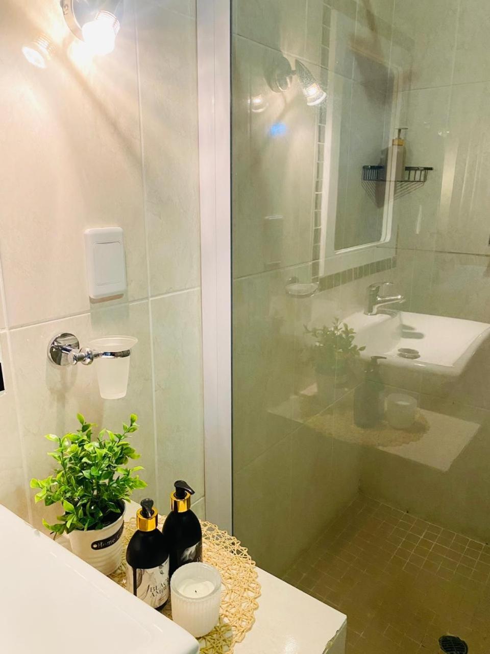 Luxury in Hartbeespoort, Schoemansville