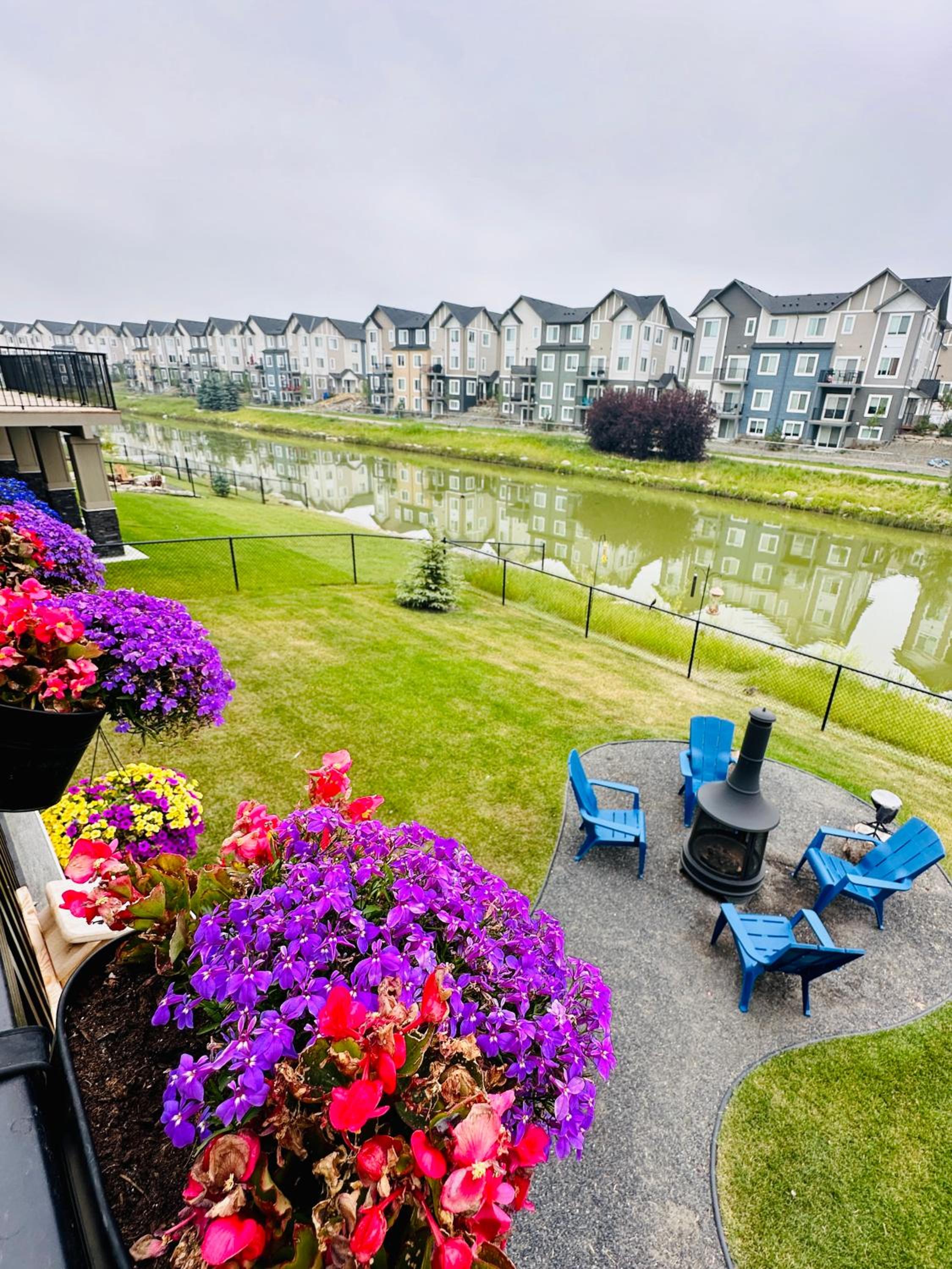 Waterfront Rest