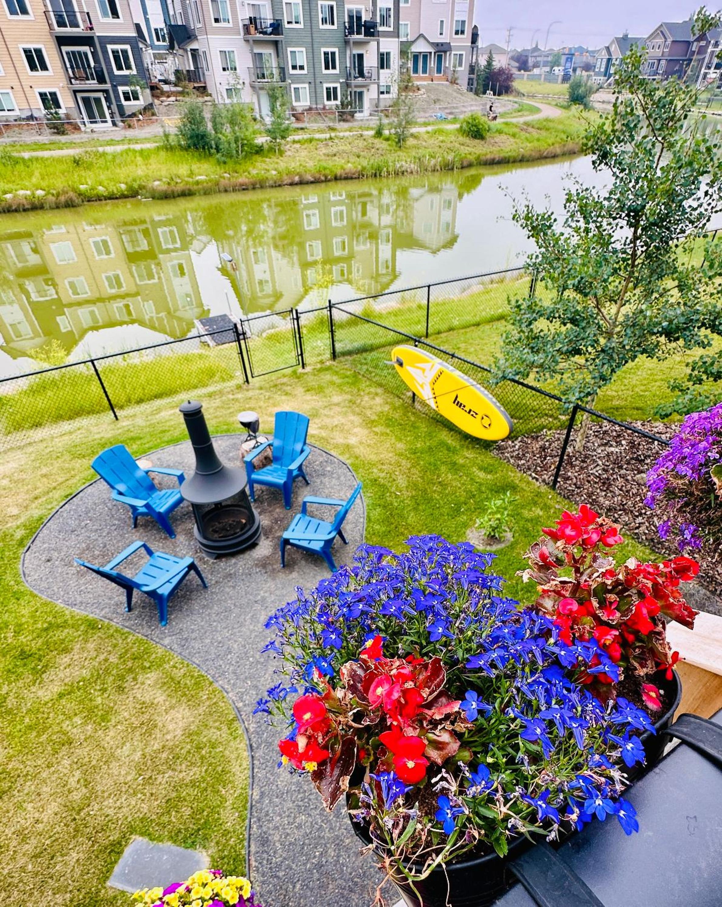 Waterfront Rest