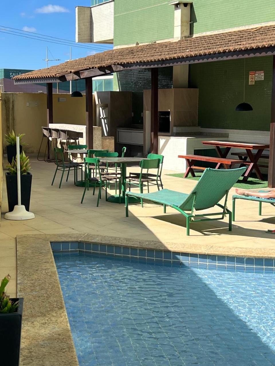 Studio 304 Salvador, Fantástico, com Vista Mar, no Bairro de Jardim Armação, a 300m do Novo Centro de Convenções de Salvador - CCS e do Parque dos Ventos