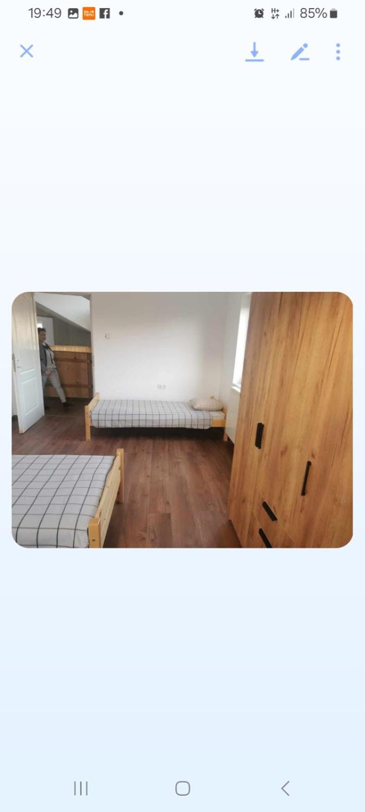 Egyszerű és nagyszerű ház frasinului view 2