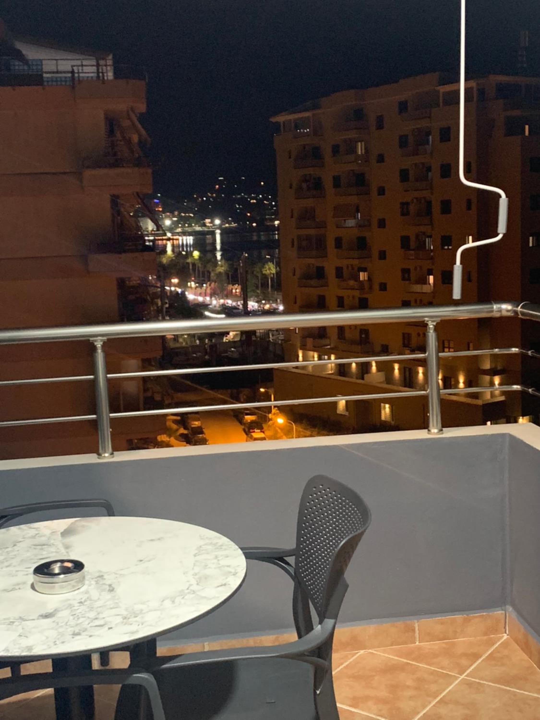 Aleks Lungo Mare Vlore Apartment