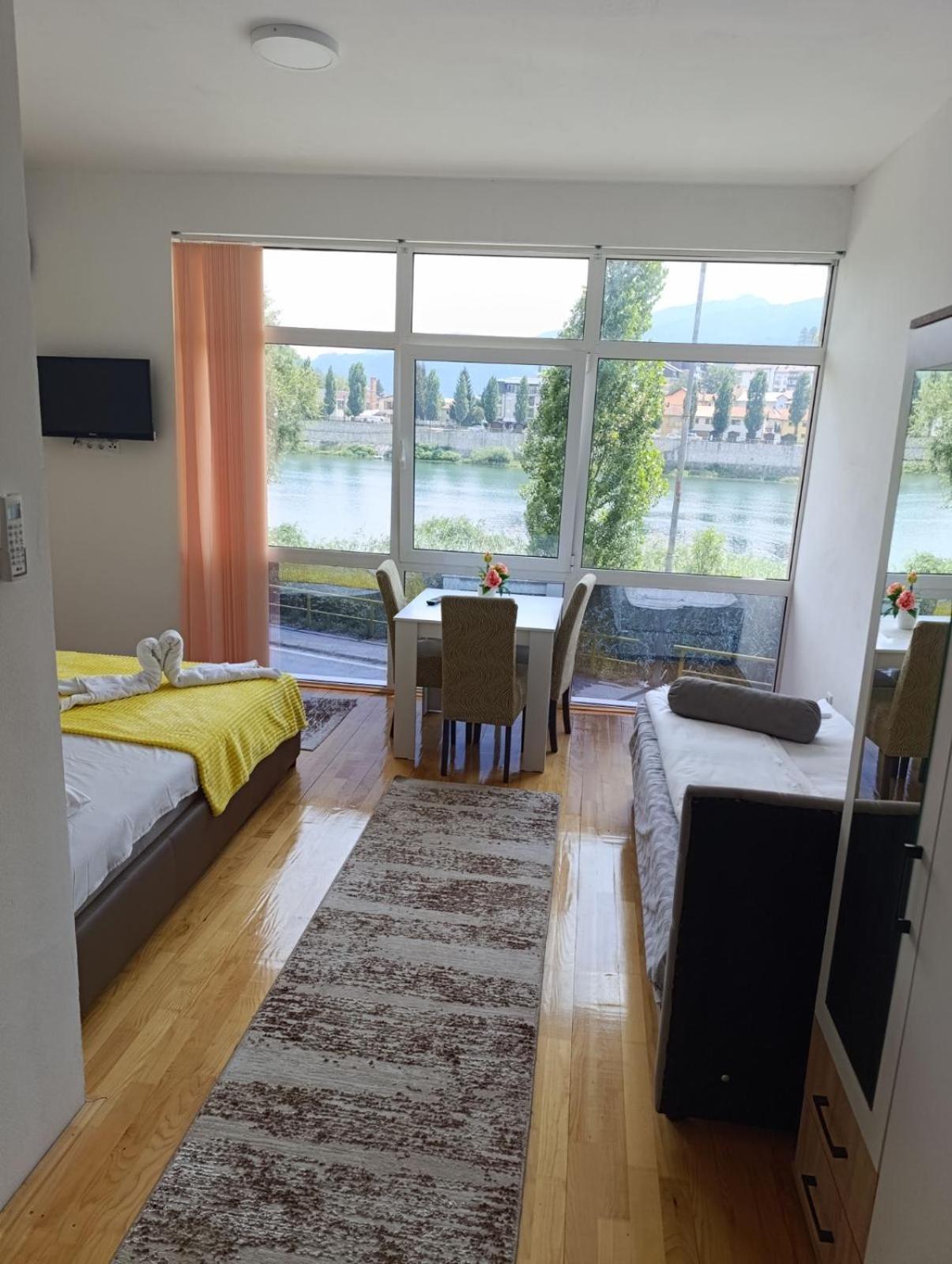 Apartmani Helena