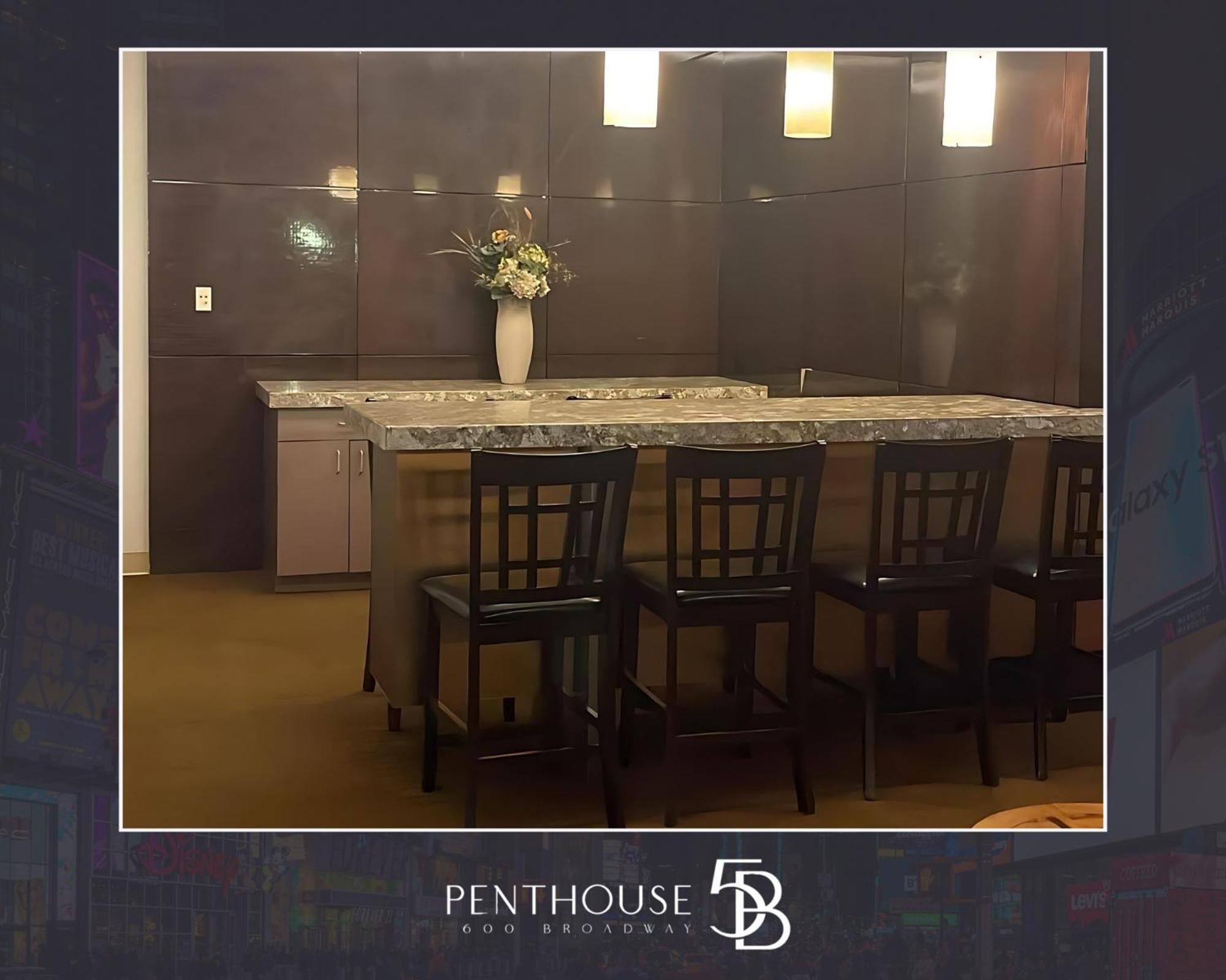 Luxurious Apartment in Times Square NYC - 30-Day Min Stay