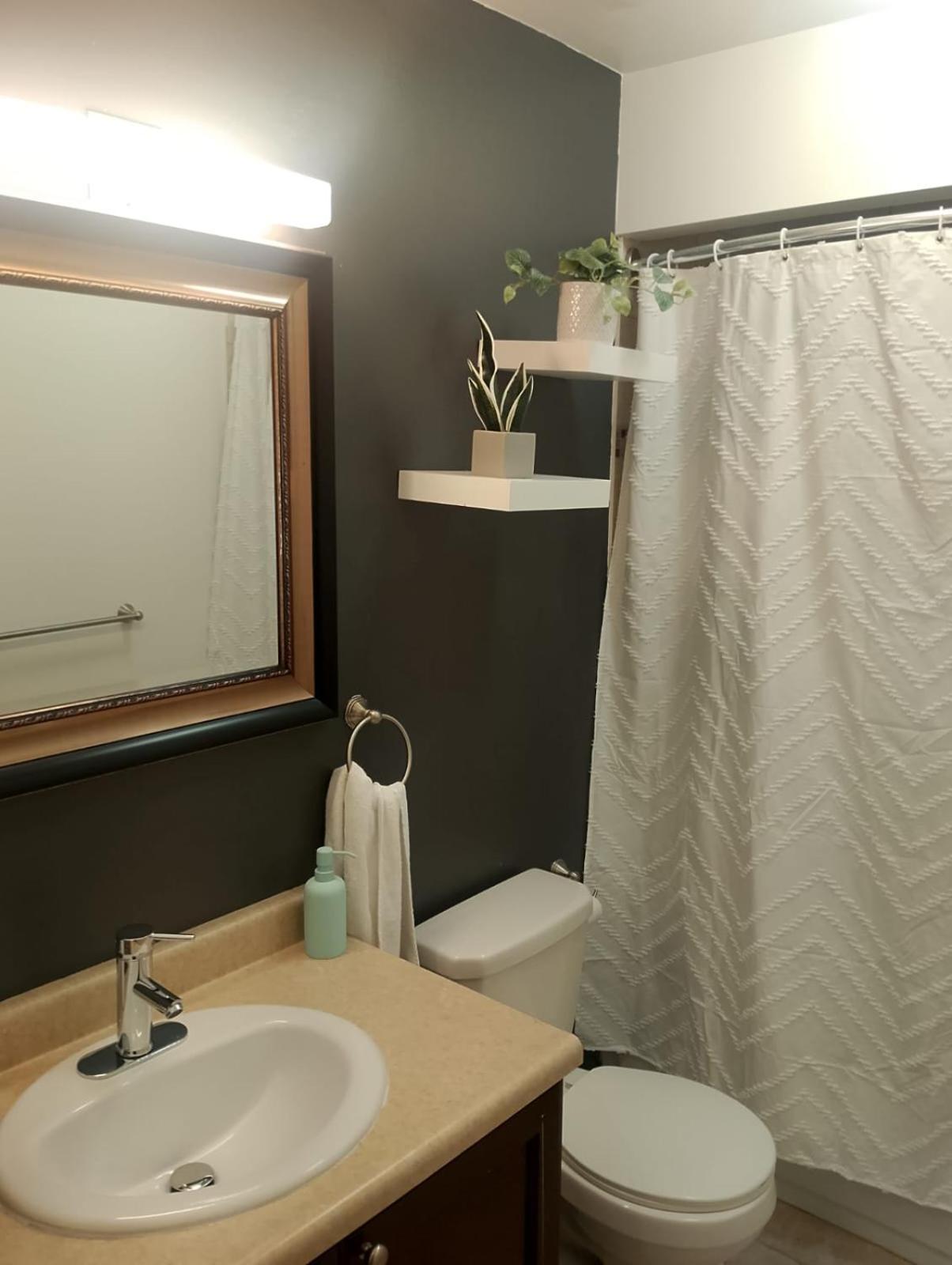 Brantford Vacations - A beautiful Townhouse - Property Image 2