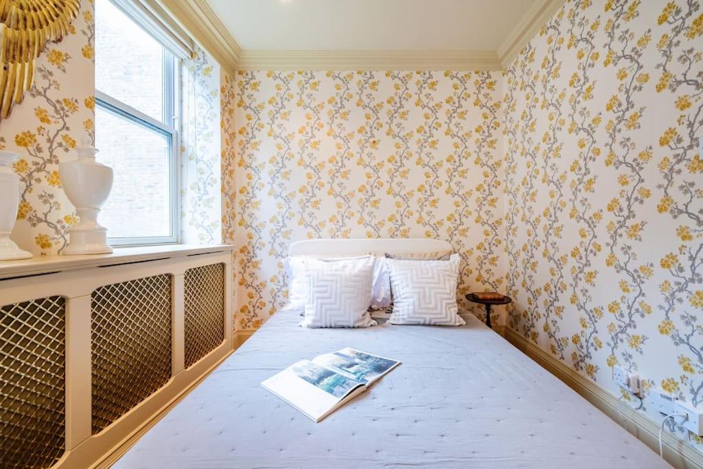 Arcore London Premium Apartments in The City view 2
