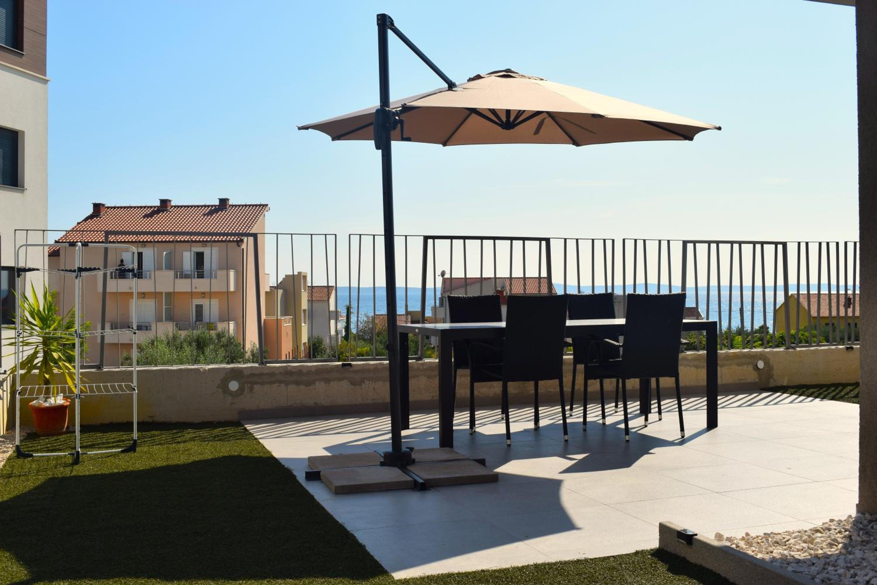 Podstrana Vacations - Adriatic Split beach apartment with sea view and garden - Property Image 24