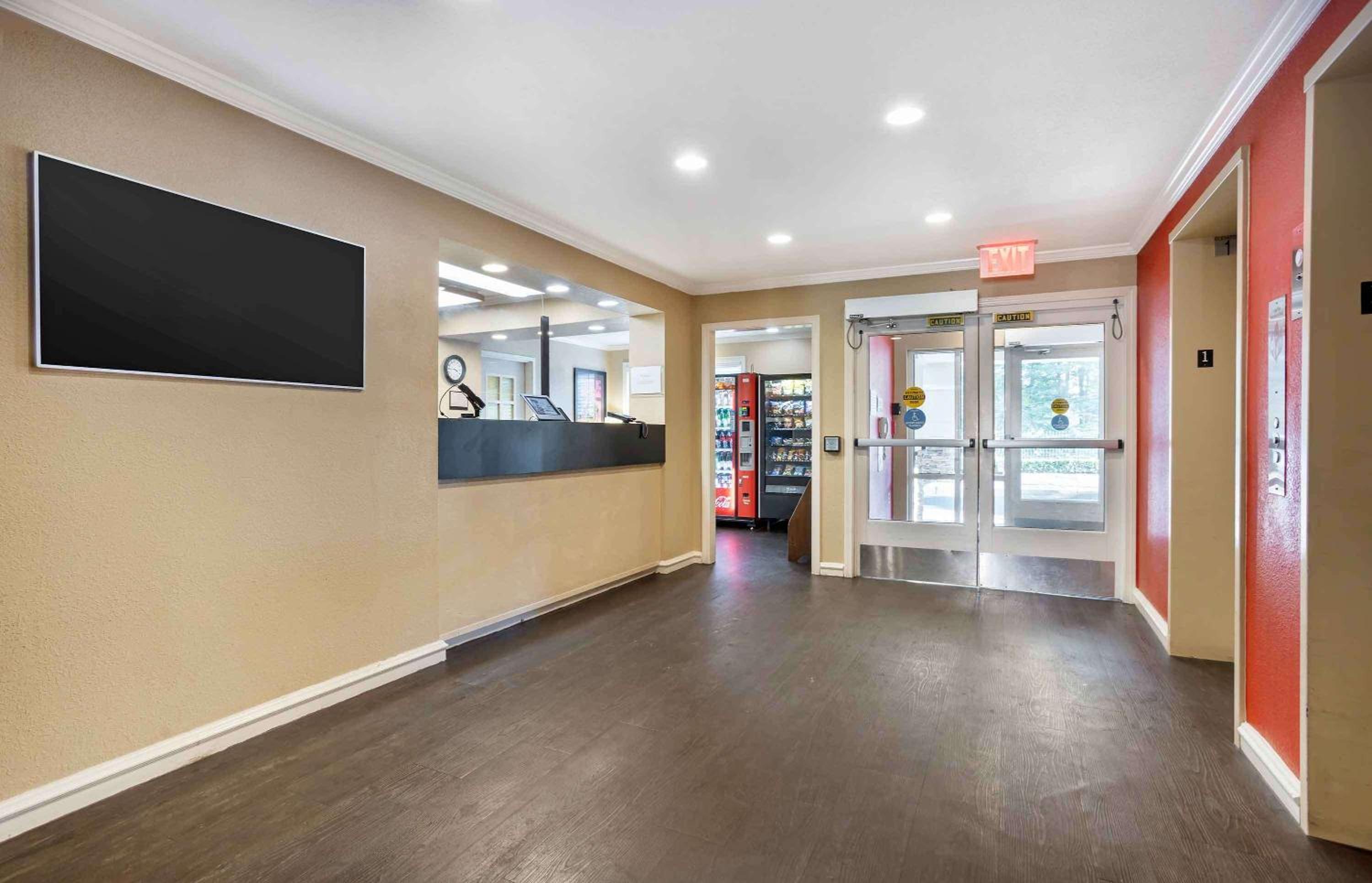 Shelton Vacations - Extended Stay America Suites - Shelton - Fairfield County - Property Image 32