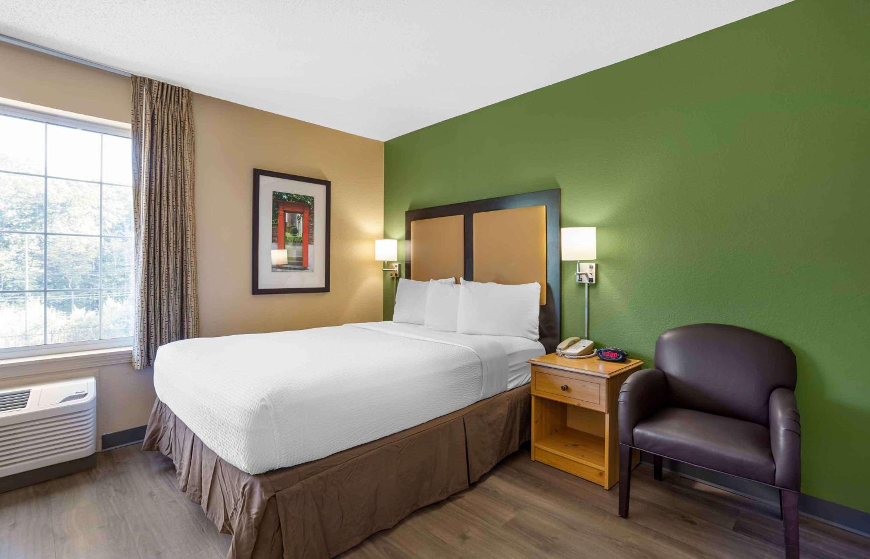 Shelton Vacations - Extended Stay America Suites - Shelton - Fairfield County - Property Image 7