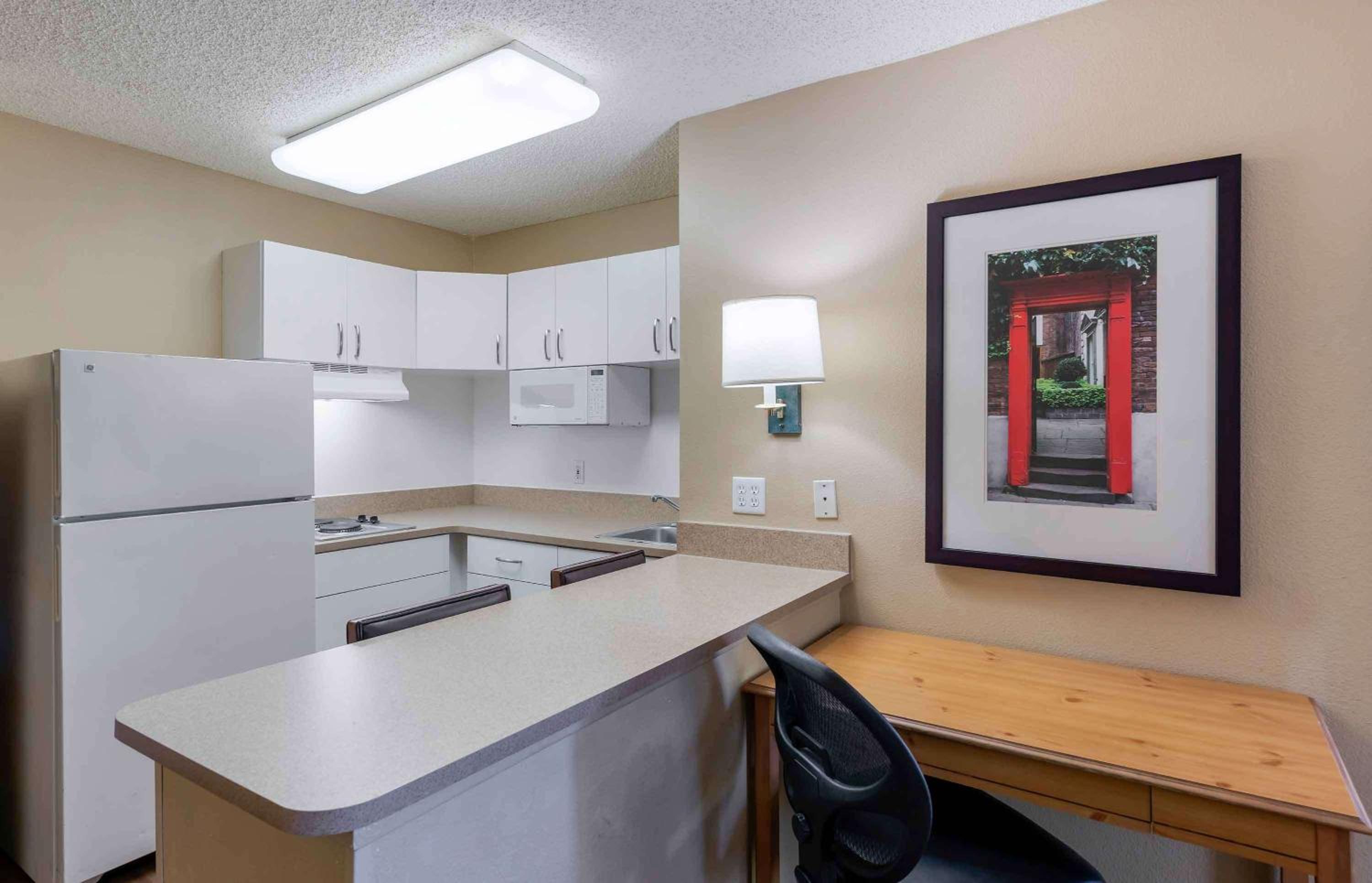 Shelton Vacations - Extended Stay America Suites - Shelton - Fairfield County - Property Image 20